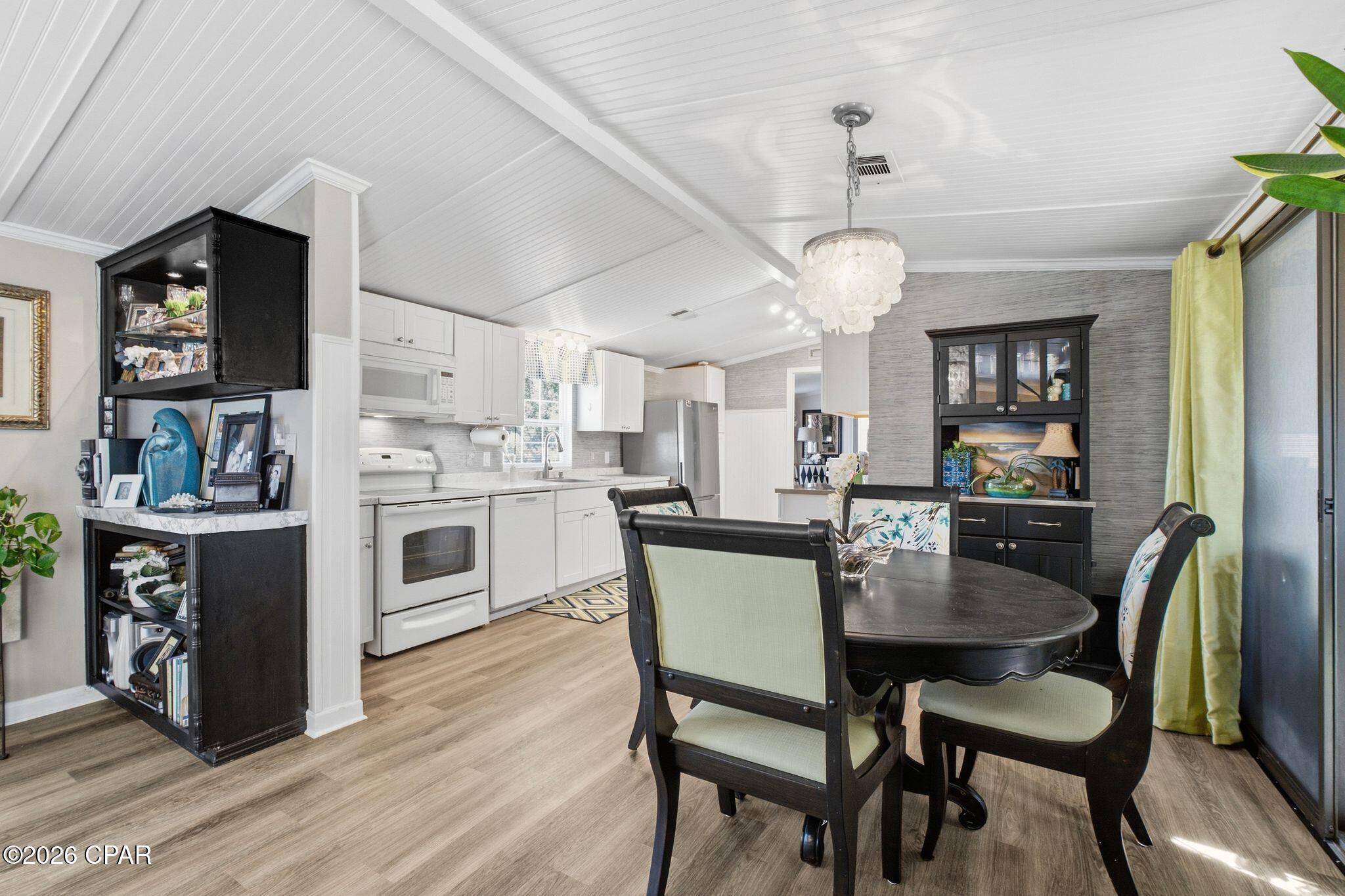 North Lagoon Oaks - Residential