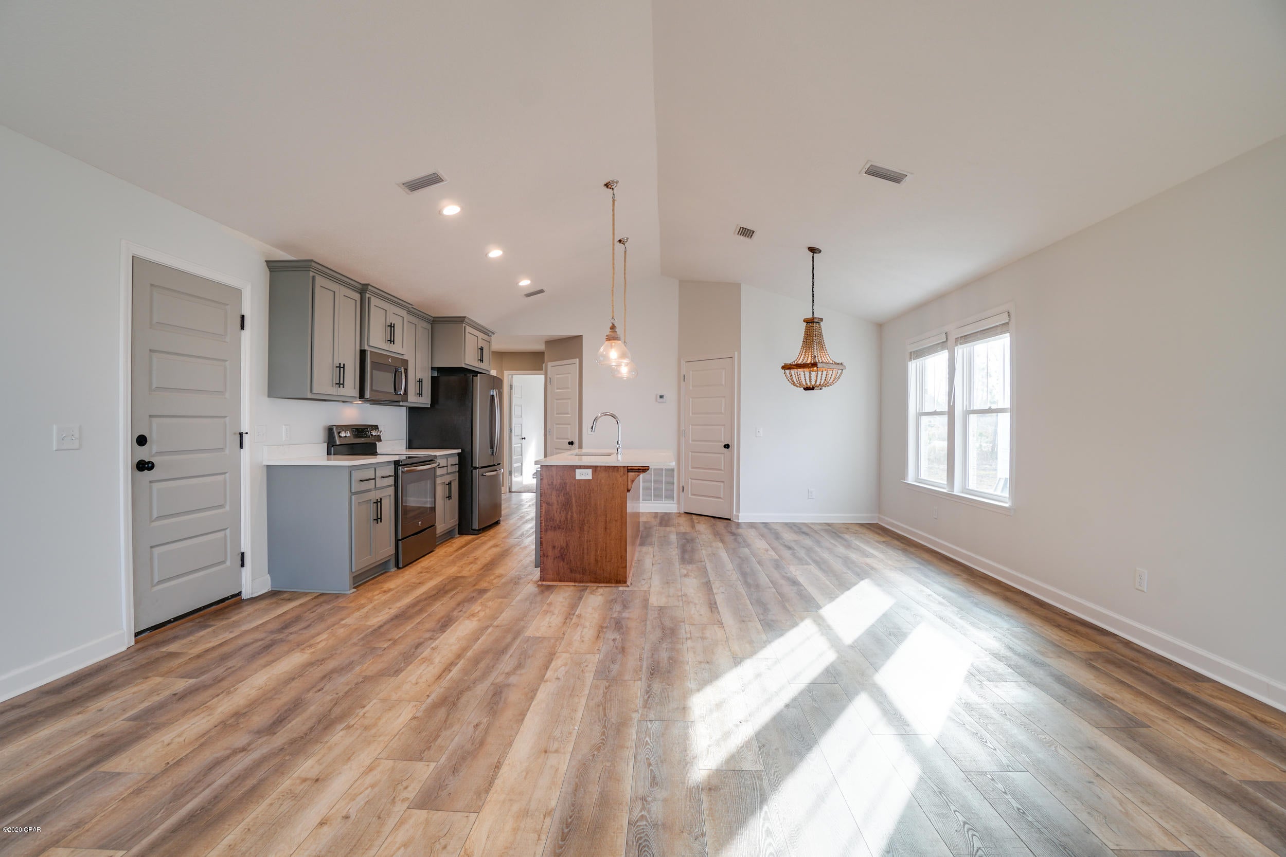 [No Recorded Subdiv] - Residential Lease