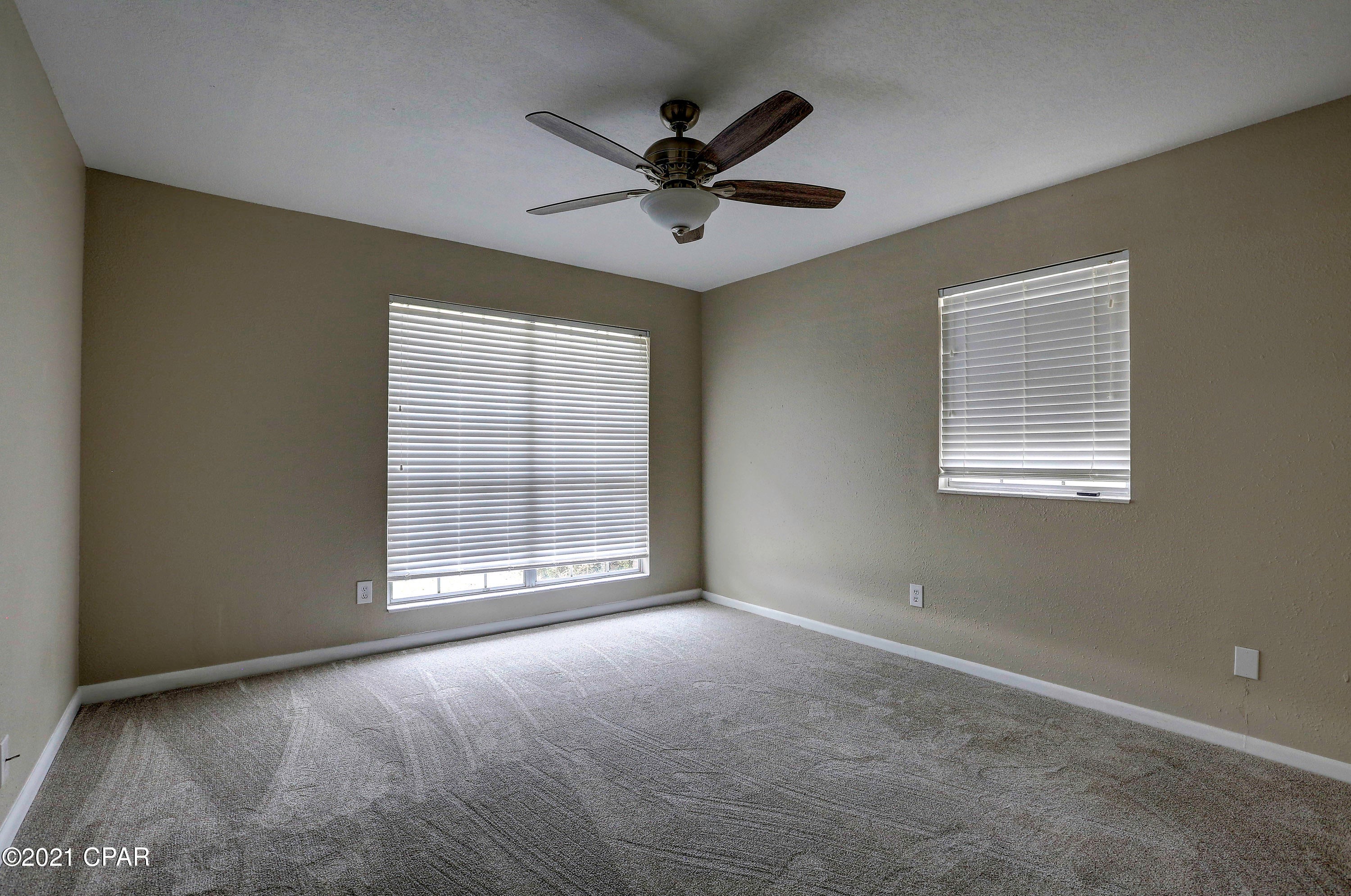 Lannie Rowe Lake Estates U-10 - Residential