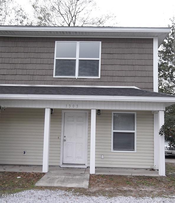 Very nice home with ceramic tile and carpet, breakfast bar, ipen floor plan, patio, washer and dryer connections. Yard maintenance included.