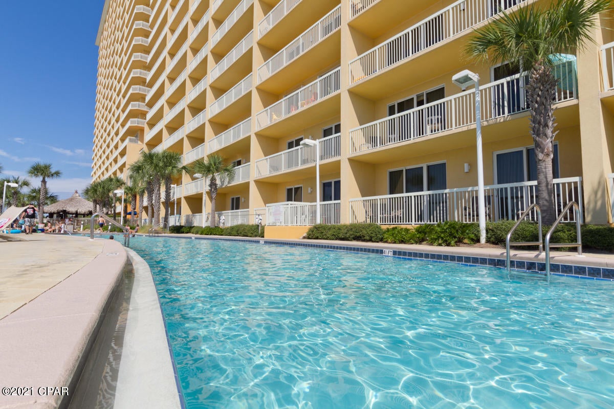 Calypso Towers I - Residential