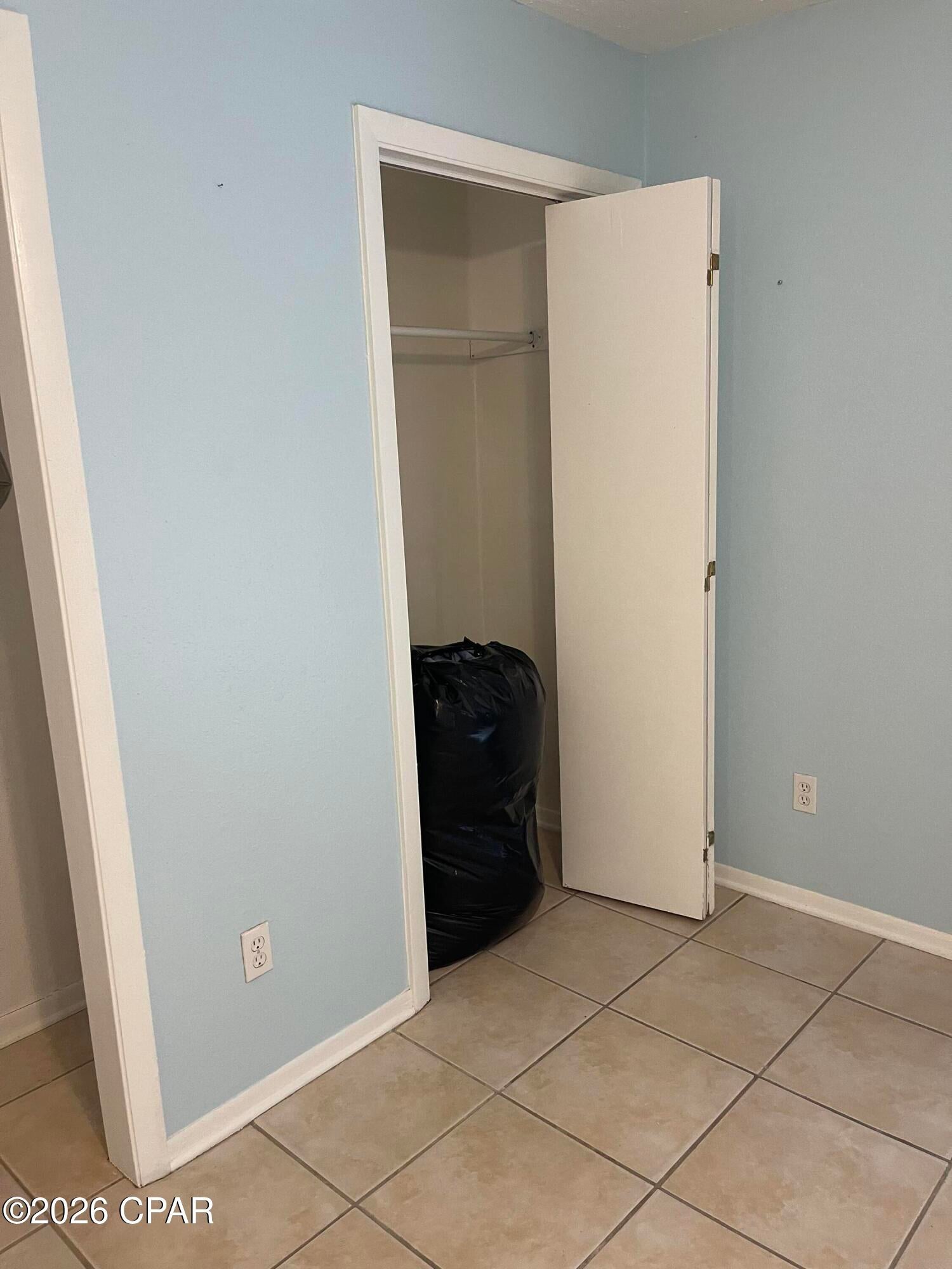 Bay Park Manor Replat - Residential Lease