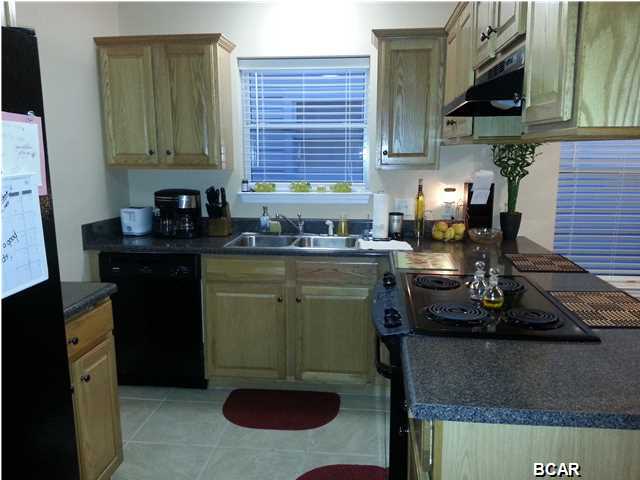 Palm Cove - Residential Lease
