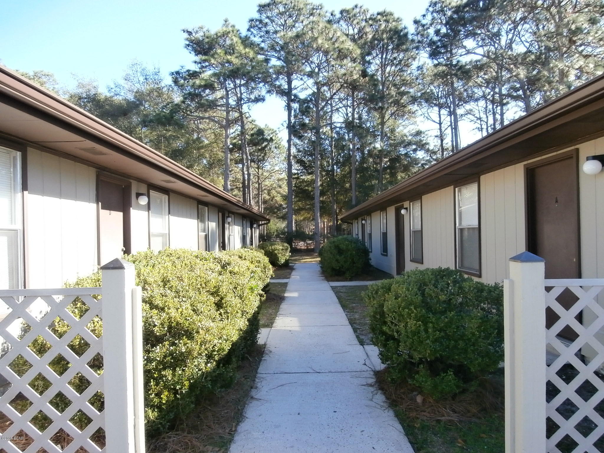 This 2bd/1ba apartment. New carpet and paint. Centrally located, close to 23rd st. shops and restaurants. Water, Sewer, Garbage and Lawncare included. No pets.