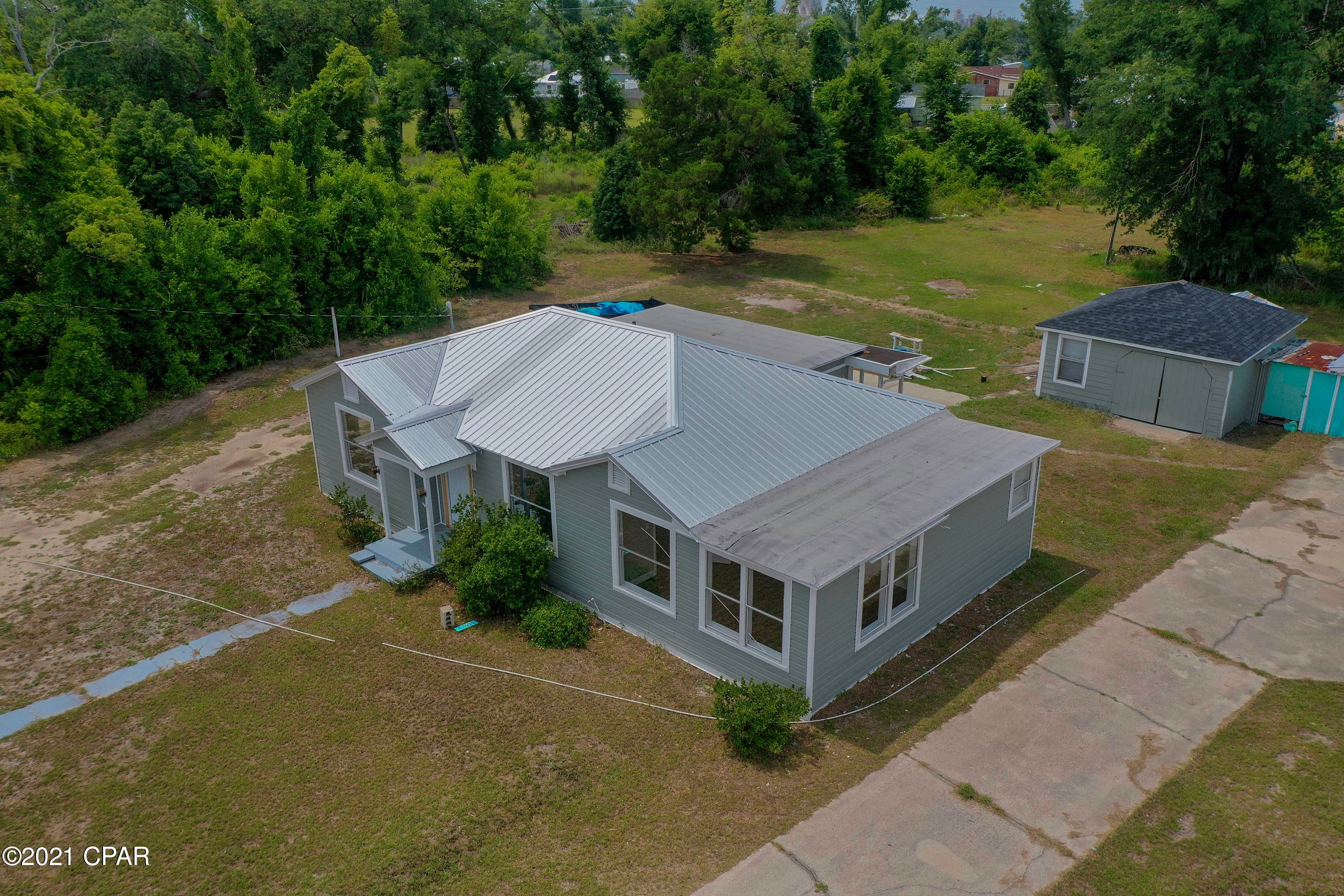 [No Recorded Subdiv] - Residential