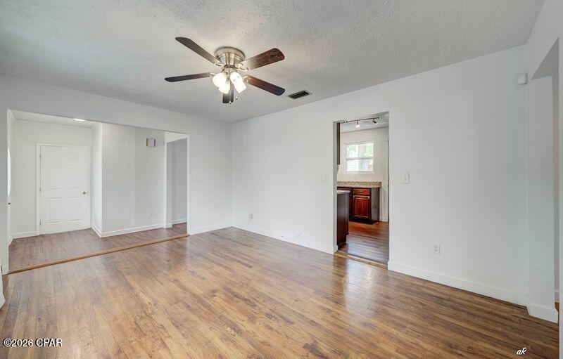 Bunkers Cove - Residential Lease