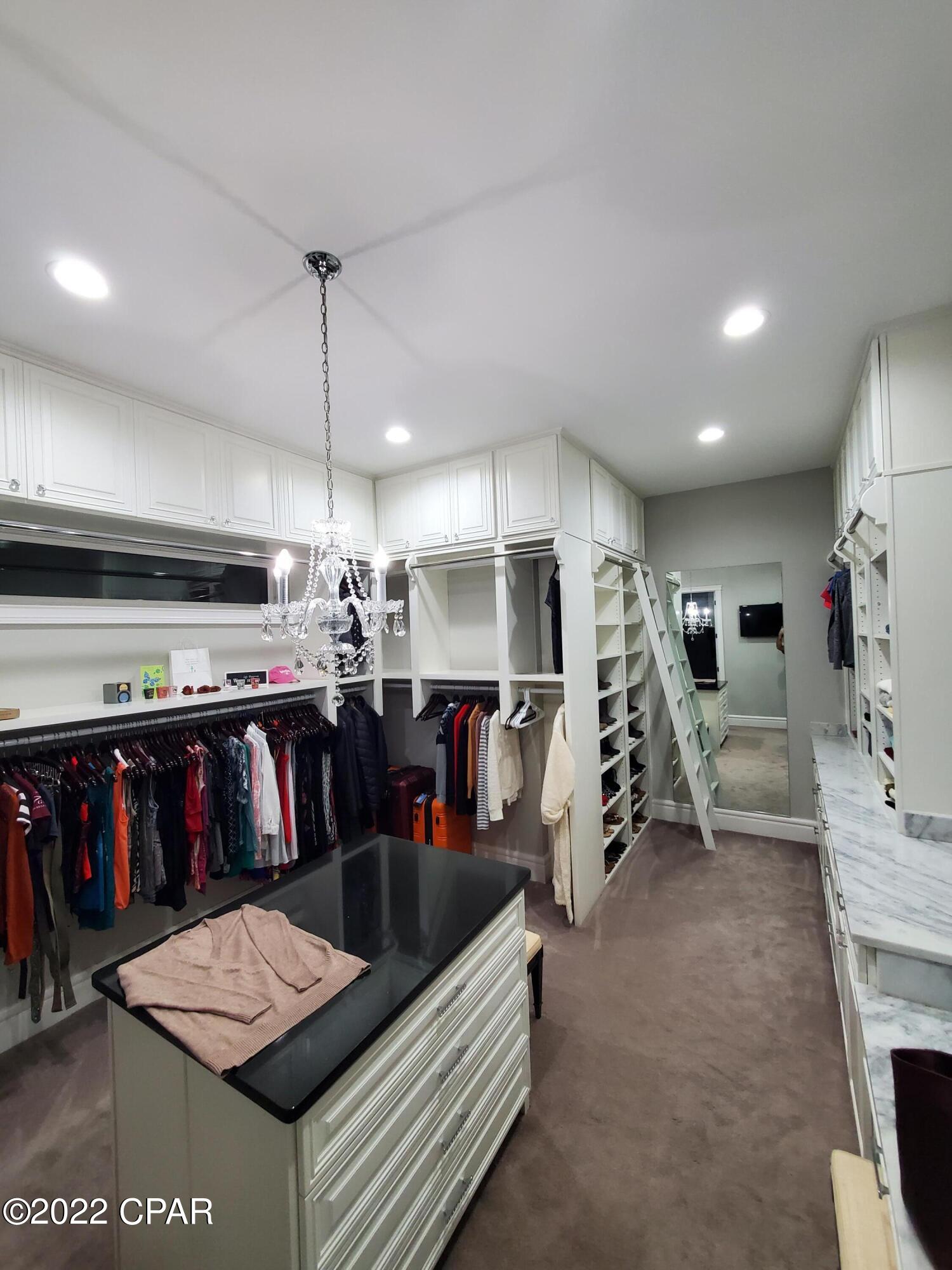 Woodlawn Unit 2 - Residential