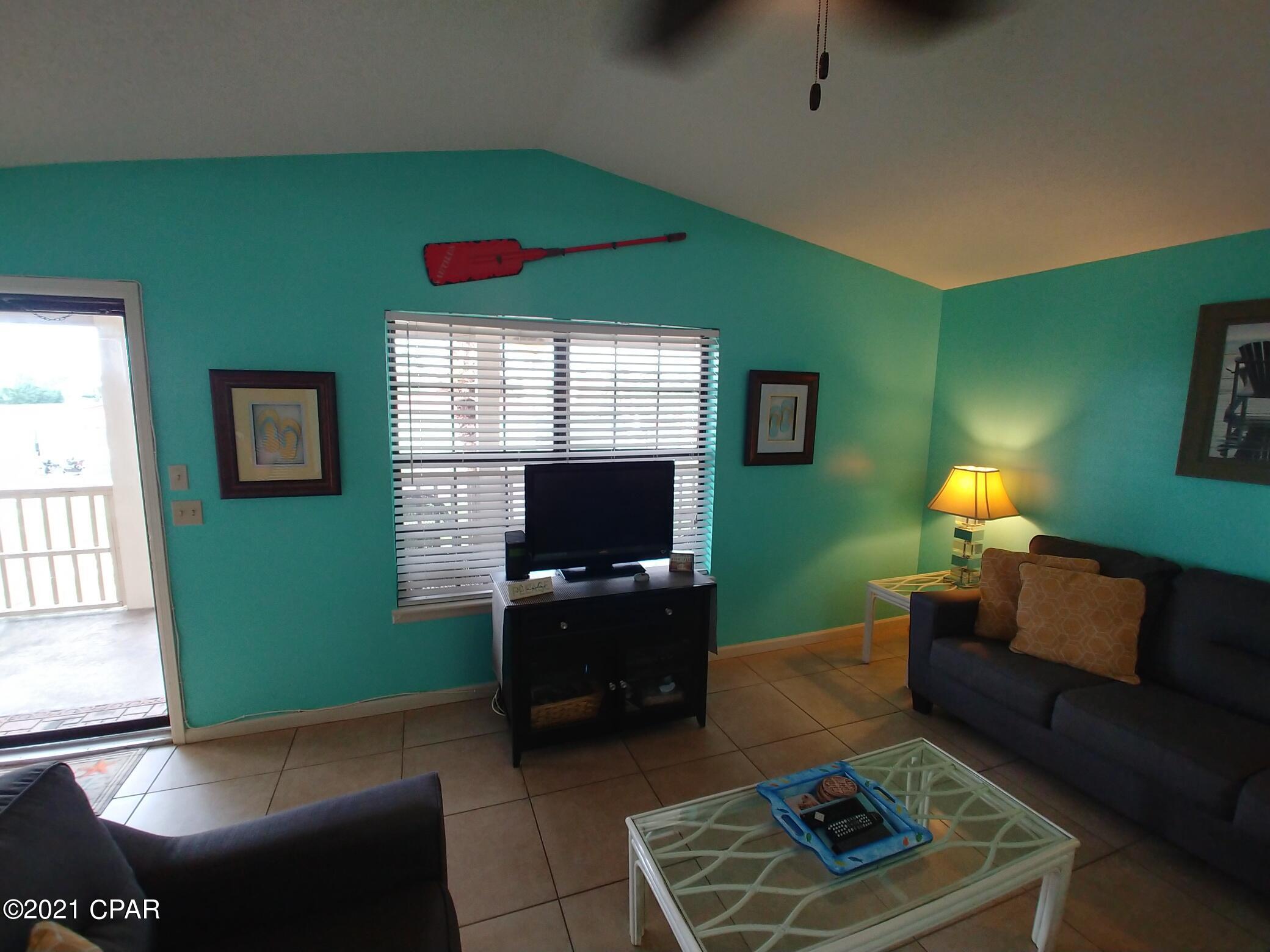 UNDER CONTRACT SELLER TAKING BACK UP OFFERS Super Nice 1 Bed 1 Bath Unit with Bunks in the Hall !

20'' Tile flooring and raised Ceiling in the Family Room. Eat at Bar in Kitchen which is open into the Family room . Seating area outside where you can also have your Grill !

Located at the Pool and Tennis court area. Easy Walk across Front Beach Road to the Beach. The H Building is amazing Location .

Must see .