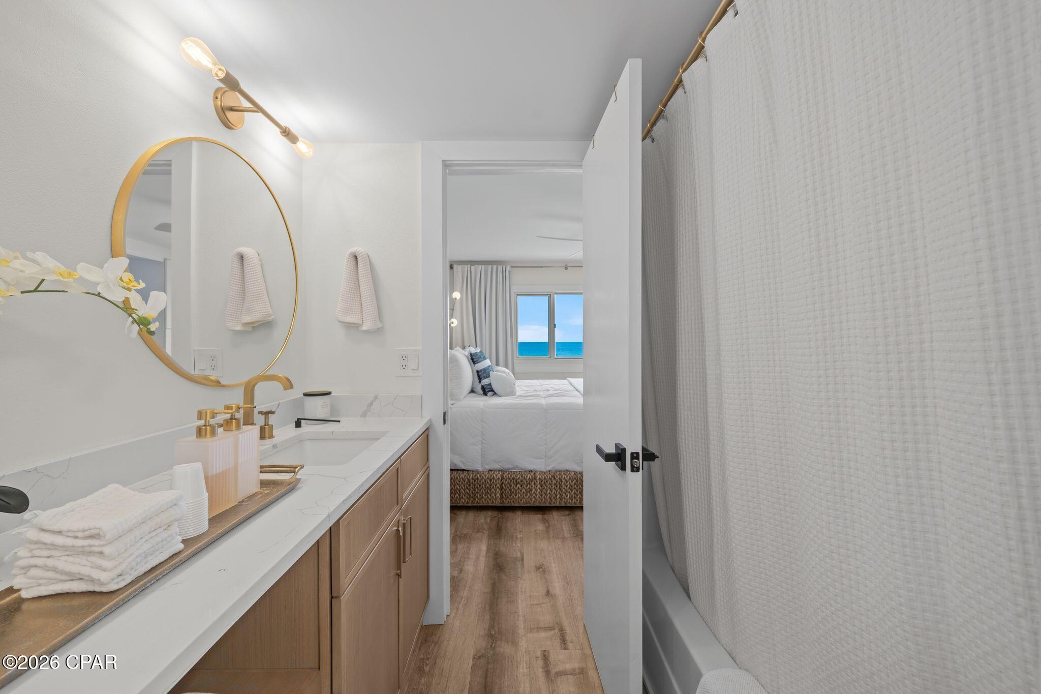 Pinnacle Port - Residential