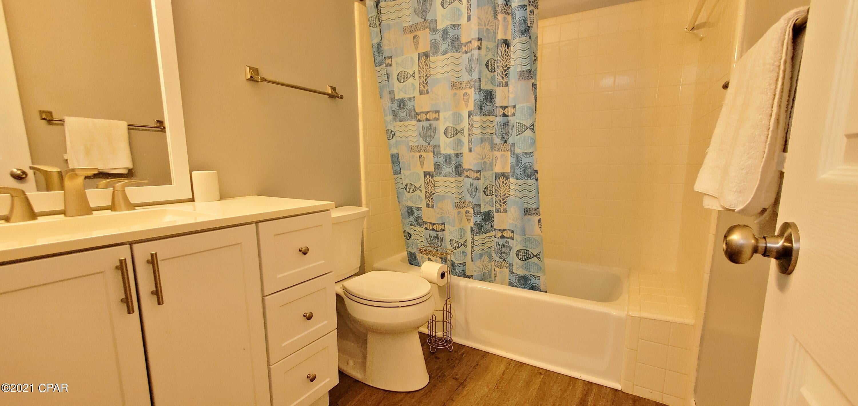 Towne & Country Lake Estates - Residential