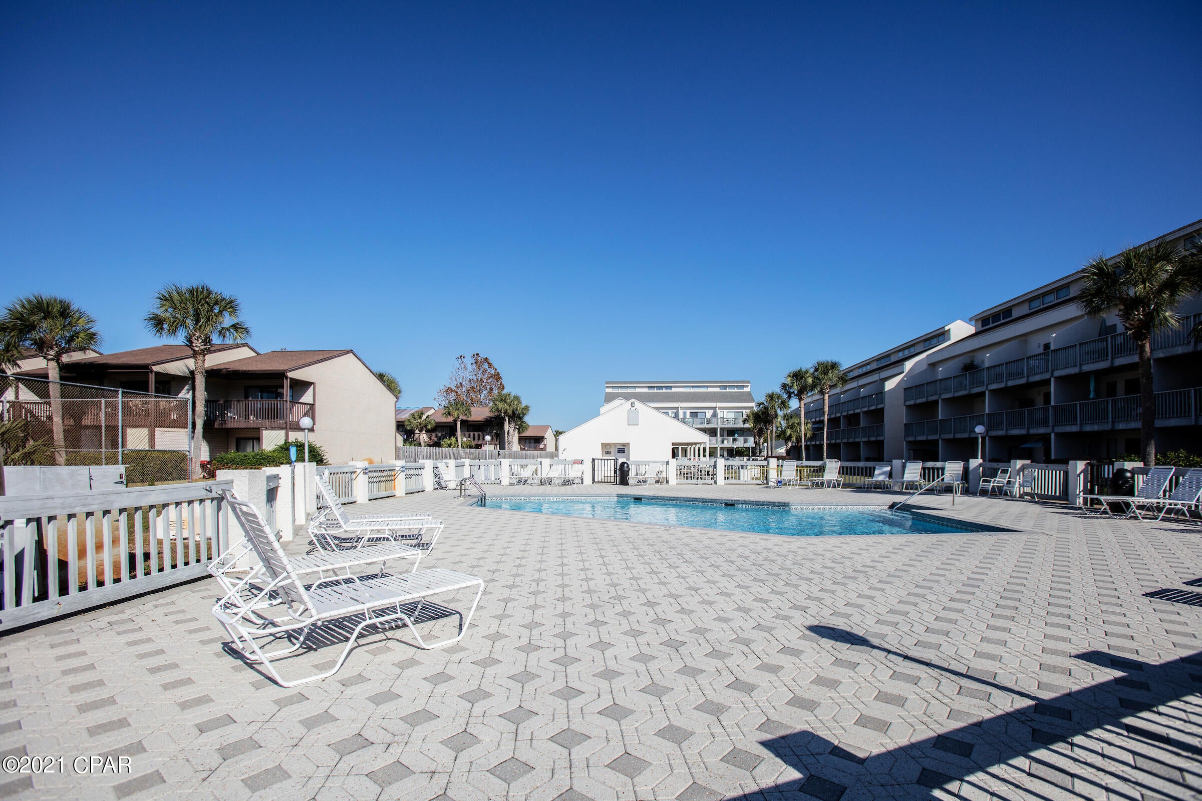 Endless Summer I - Residential