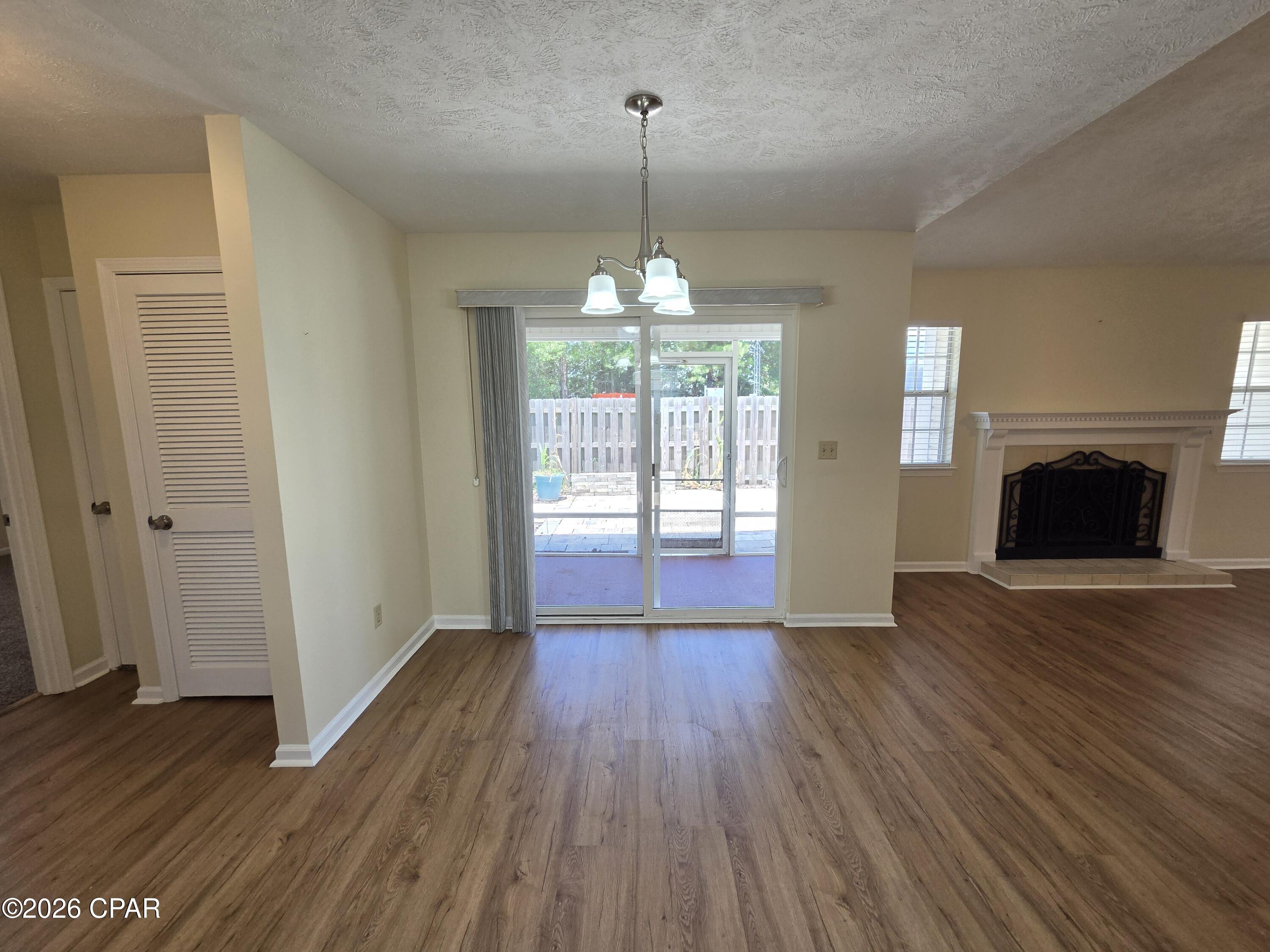 Woodridge - Residential Lease