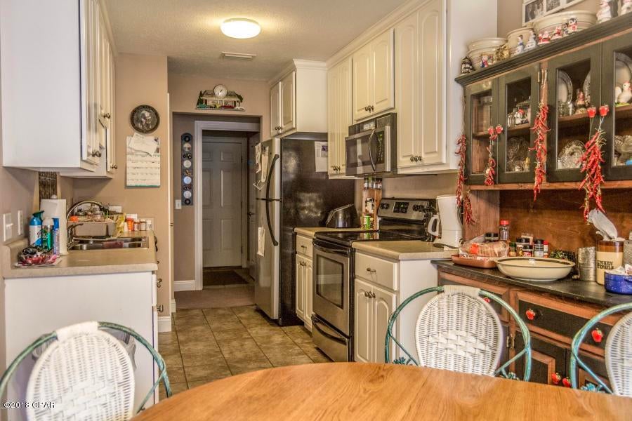 White Western Springs Unit 1 - Residential