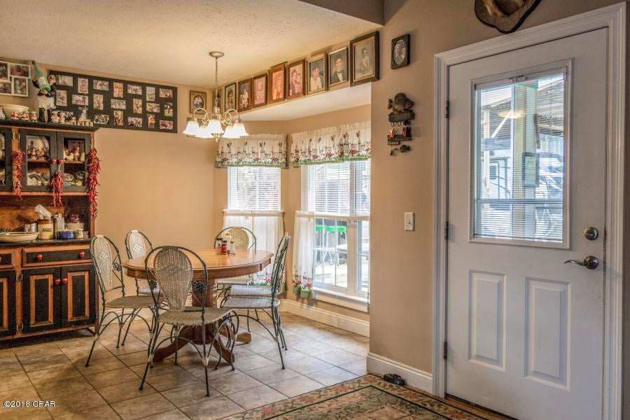 White Western Springs Unit 1 - Residential