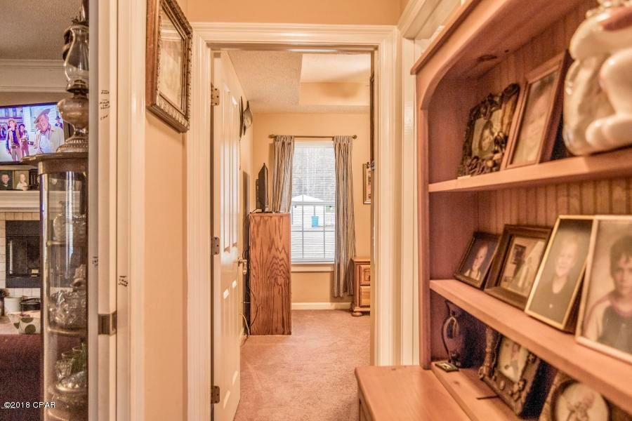 White Western Springs Unit 1 - Residential
