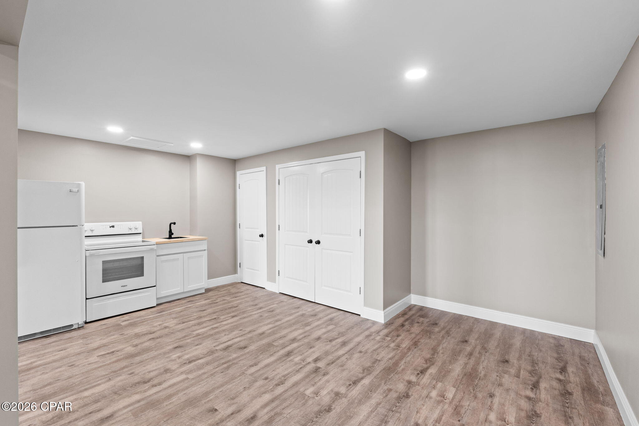 Silver Lake - Residential
