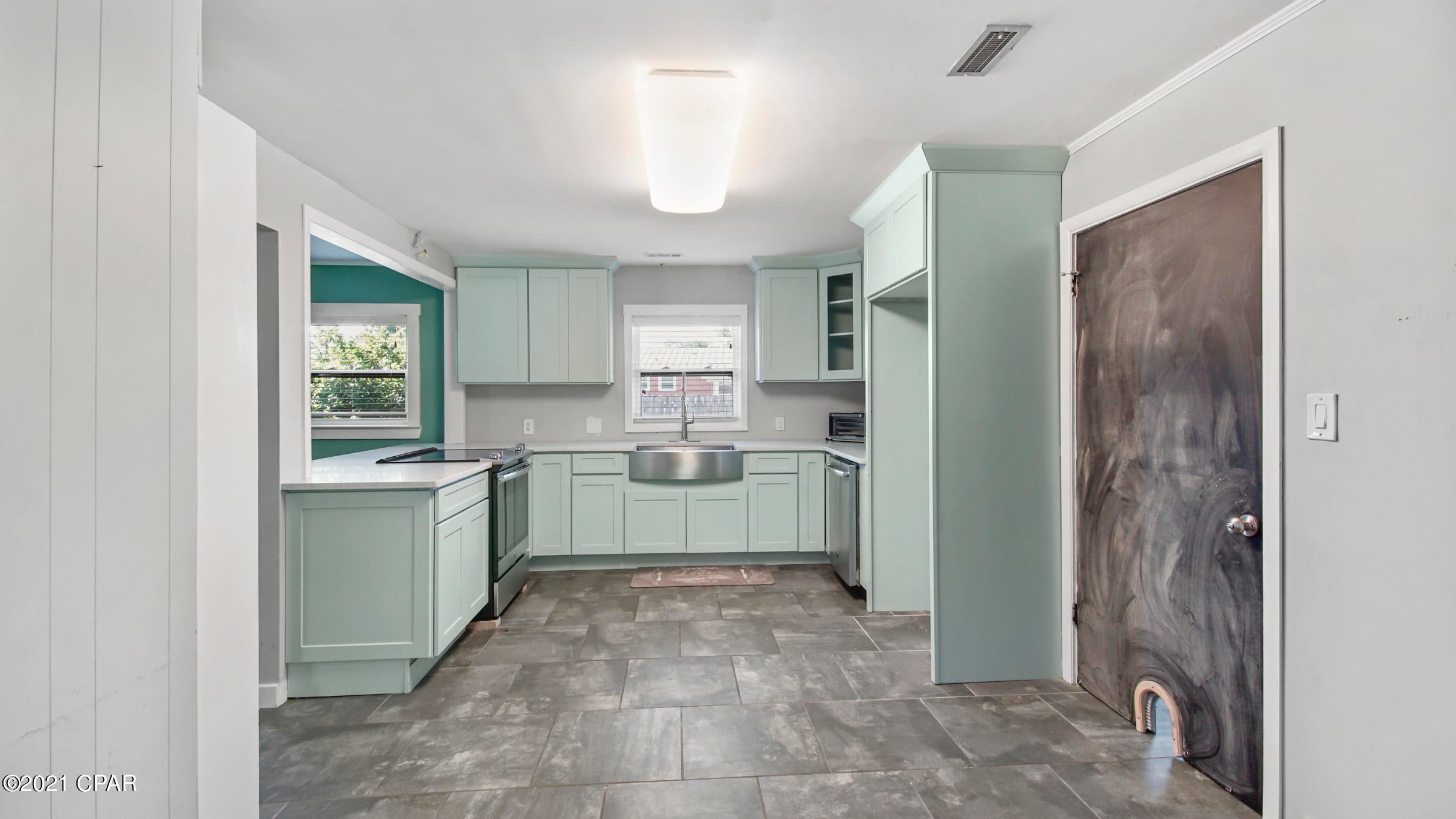 Caroline Add Unit 3 - Residential