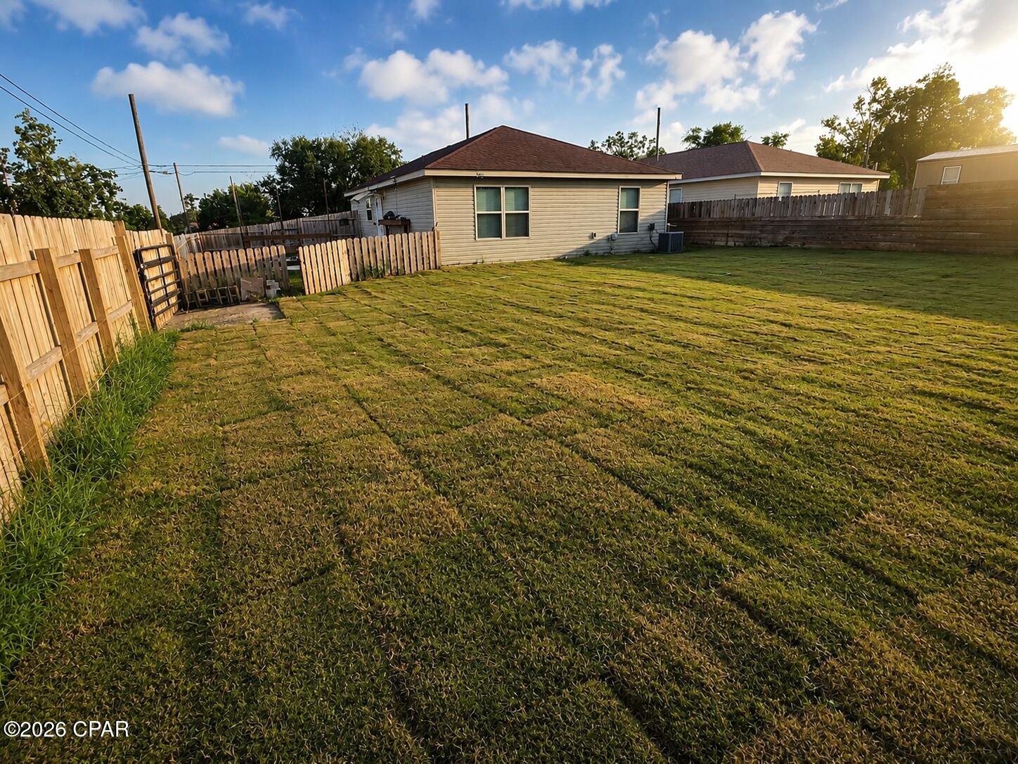 [No Recorded Subdiv] - Residential Lease