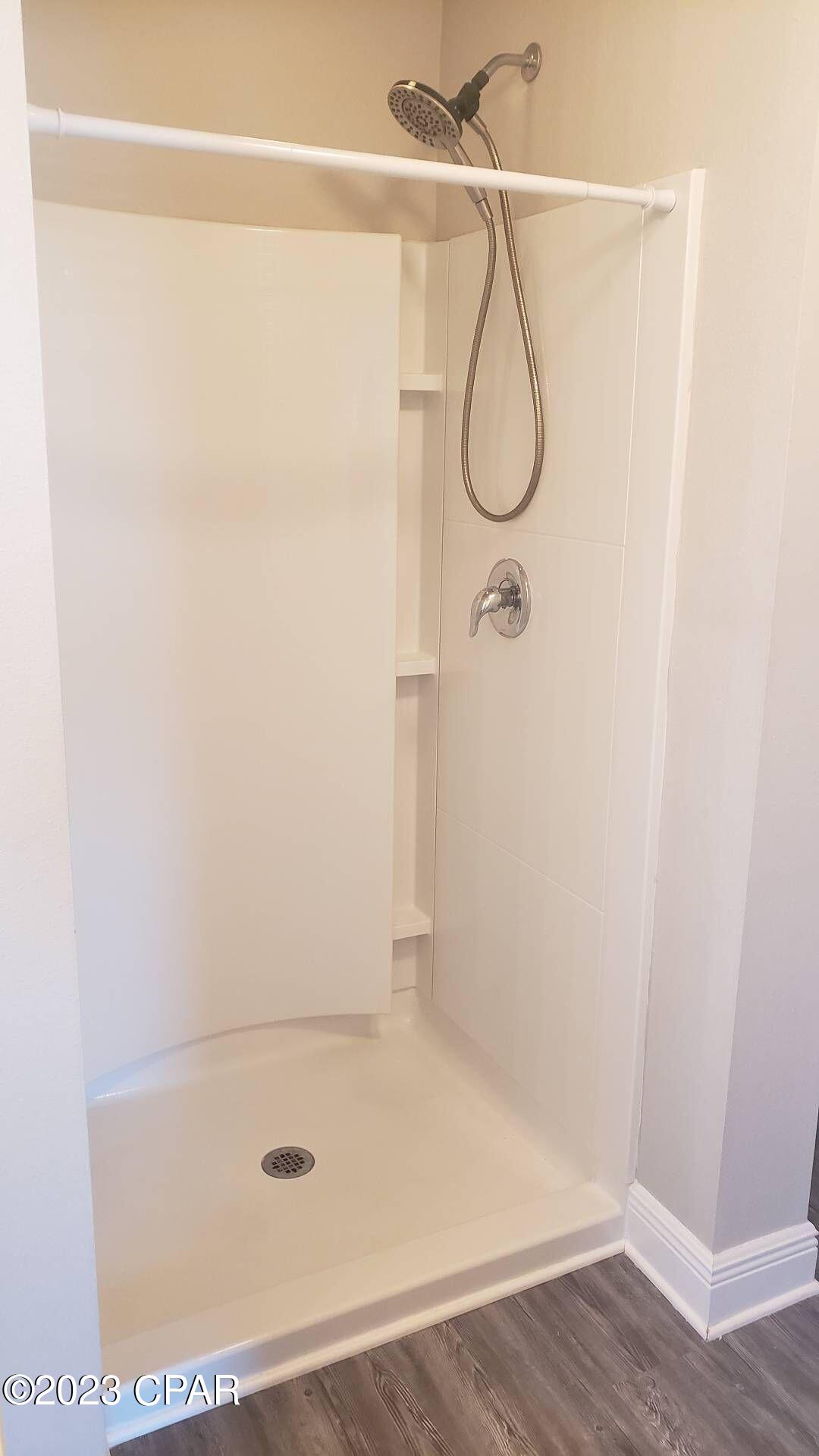 [No Recorded Subdiv] - Residential Lease