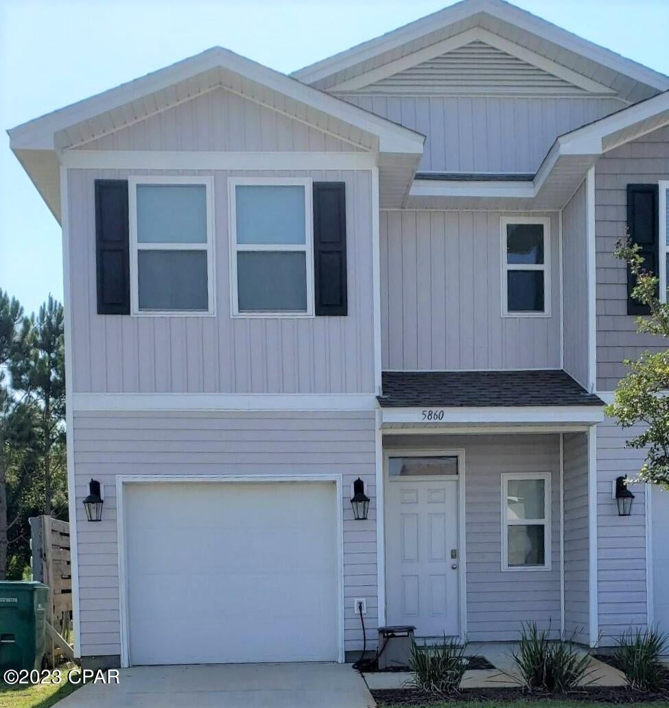 This town-home offers 3 Bedrooms and 2.5 Baths with all-electric appliances, a kitchen equipped with a breakfast bar, a single-car garage. This home also has access to the community pool.



*Garbage & Lawn care are included in the rent*



*All pets are a part of the application process and are subject to the homeowner's approval*