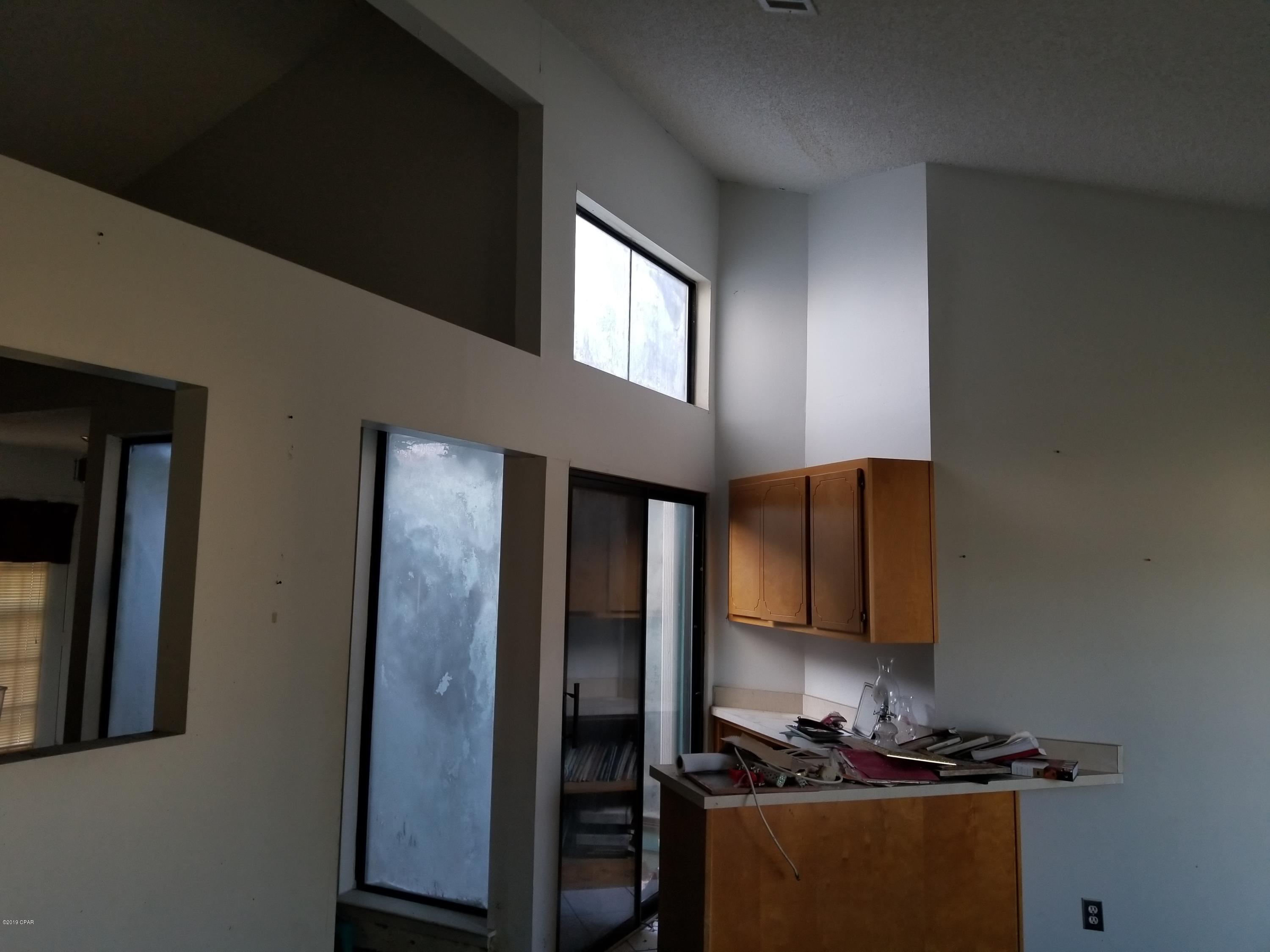 Shadow Bay Unit 2 Replat - Residential