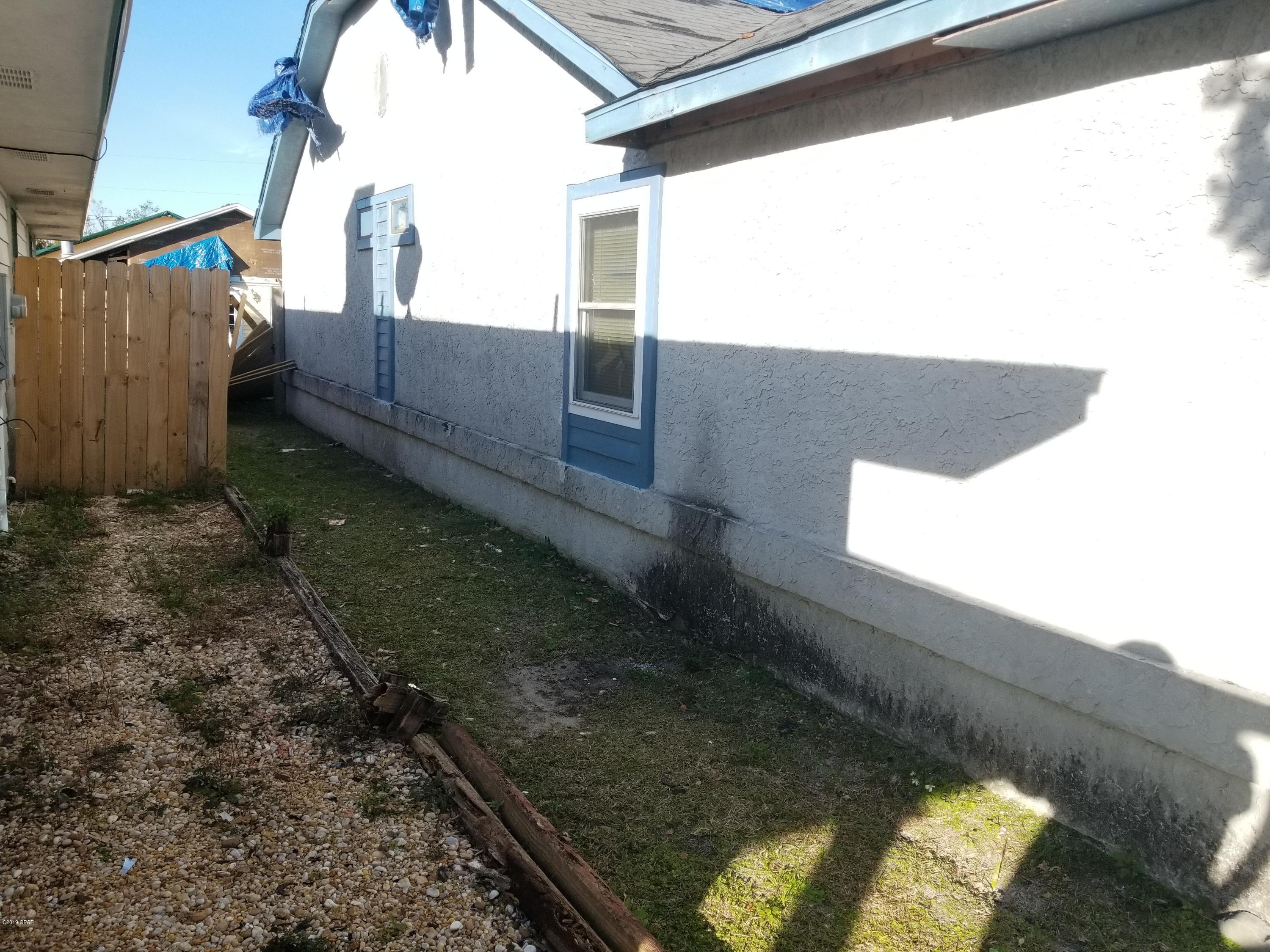 Shadow Bay Unit 2 Replat - Residential