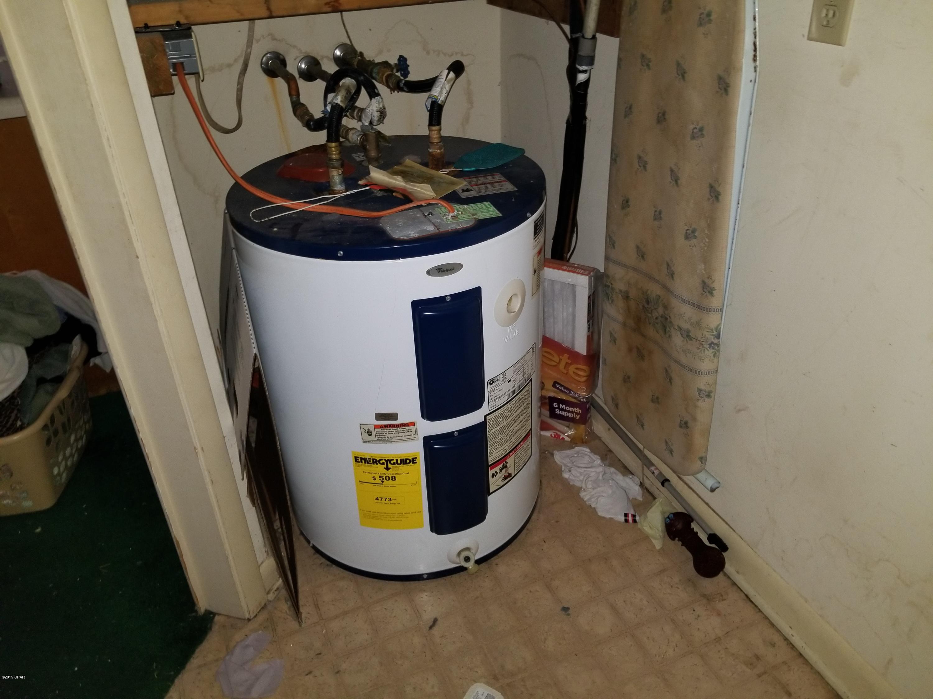 Shadow Bay Unit 2 Replat - Residential