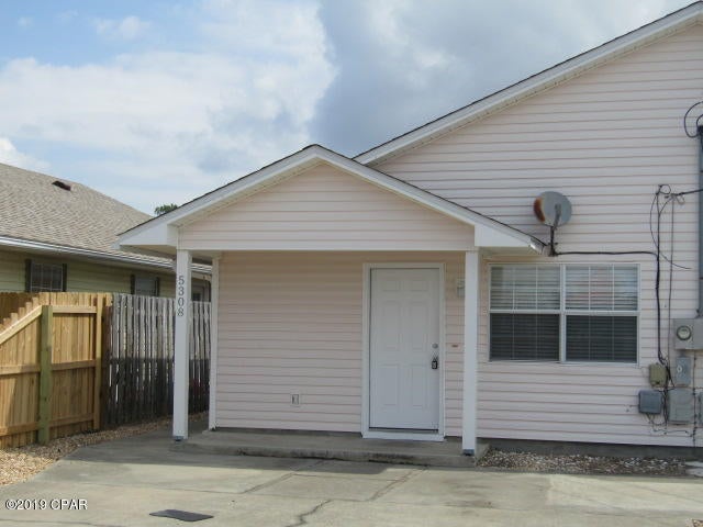Biltmore Beach - Residential Lease
