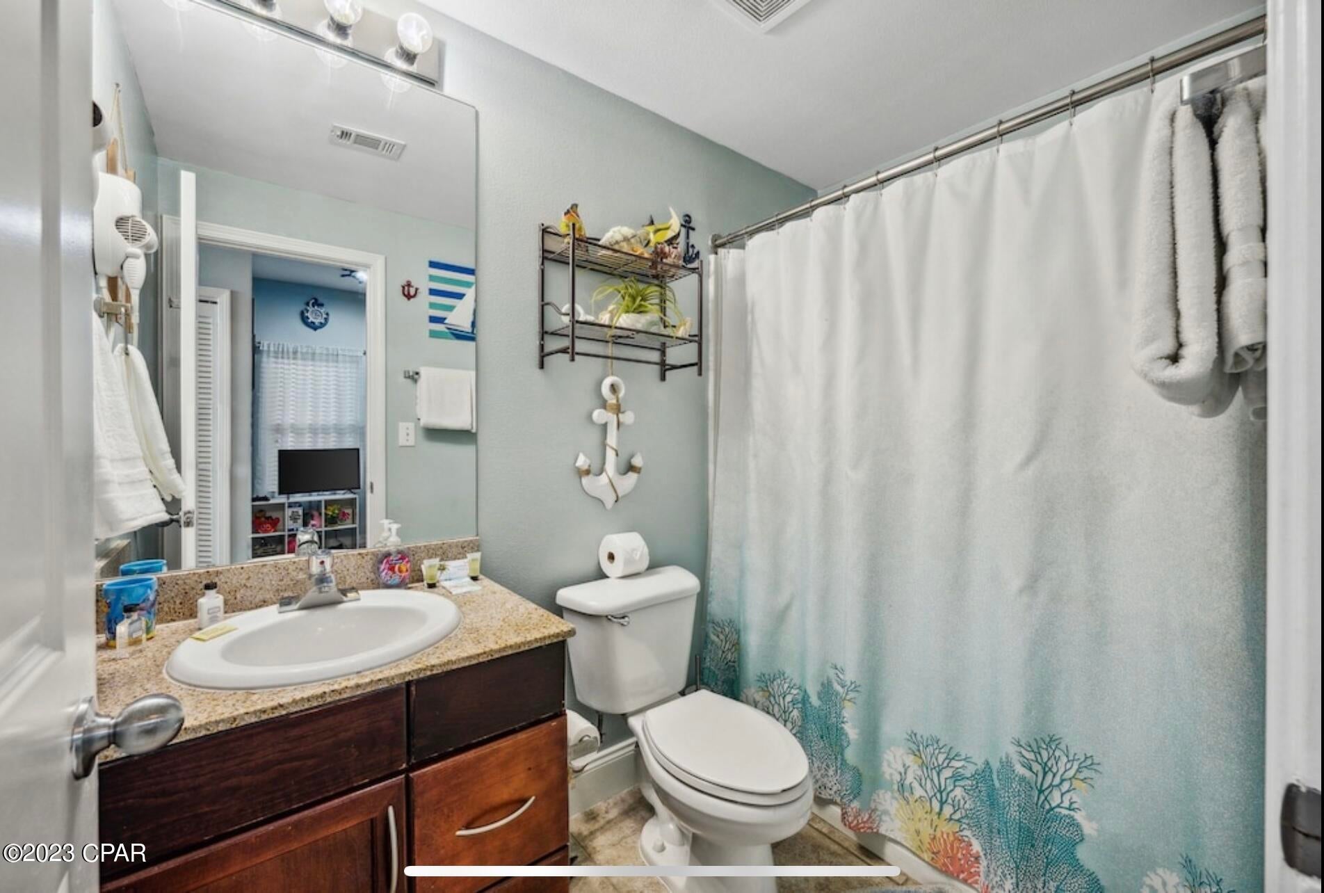 Laketown Wharf Phase II - Residential Lease