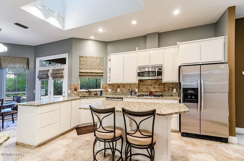 Legend Lakes - Residential