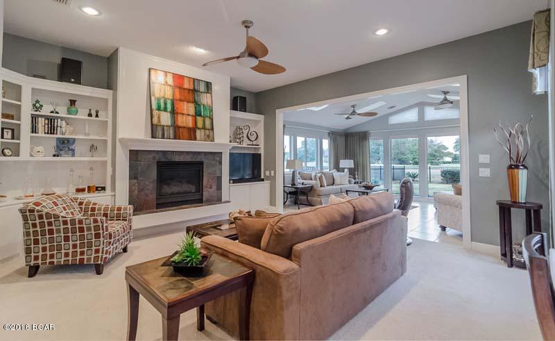 Legend Lakes - Residential