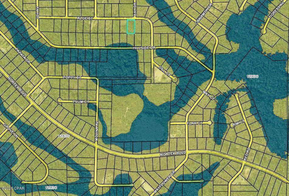 Compass Lake In The Hills - Land