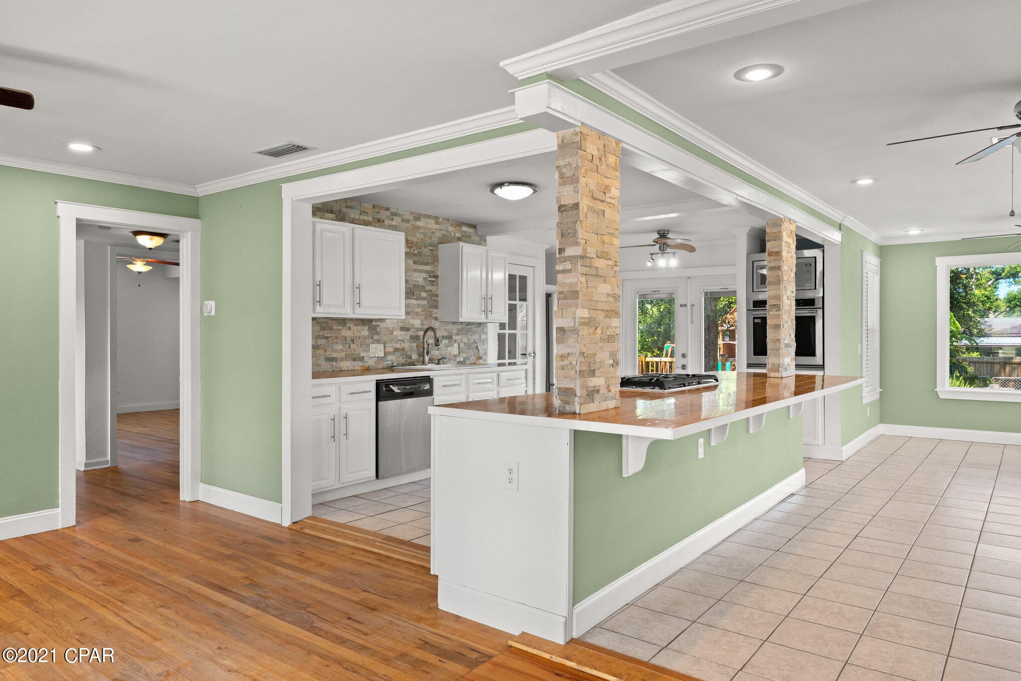Cove Terrace 2nd Add - Residential