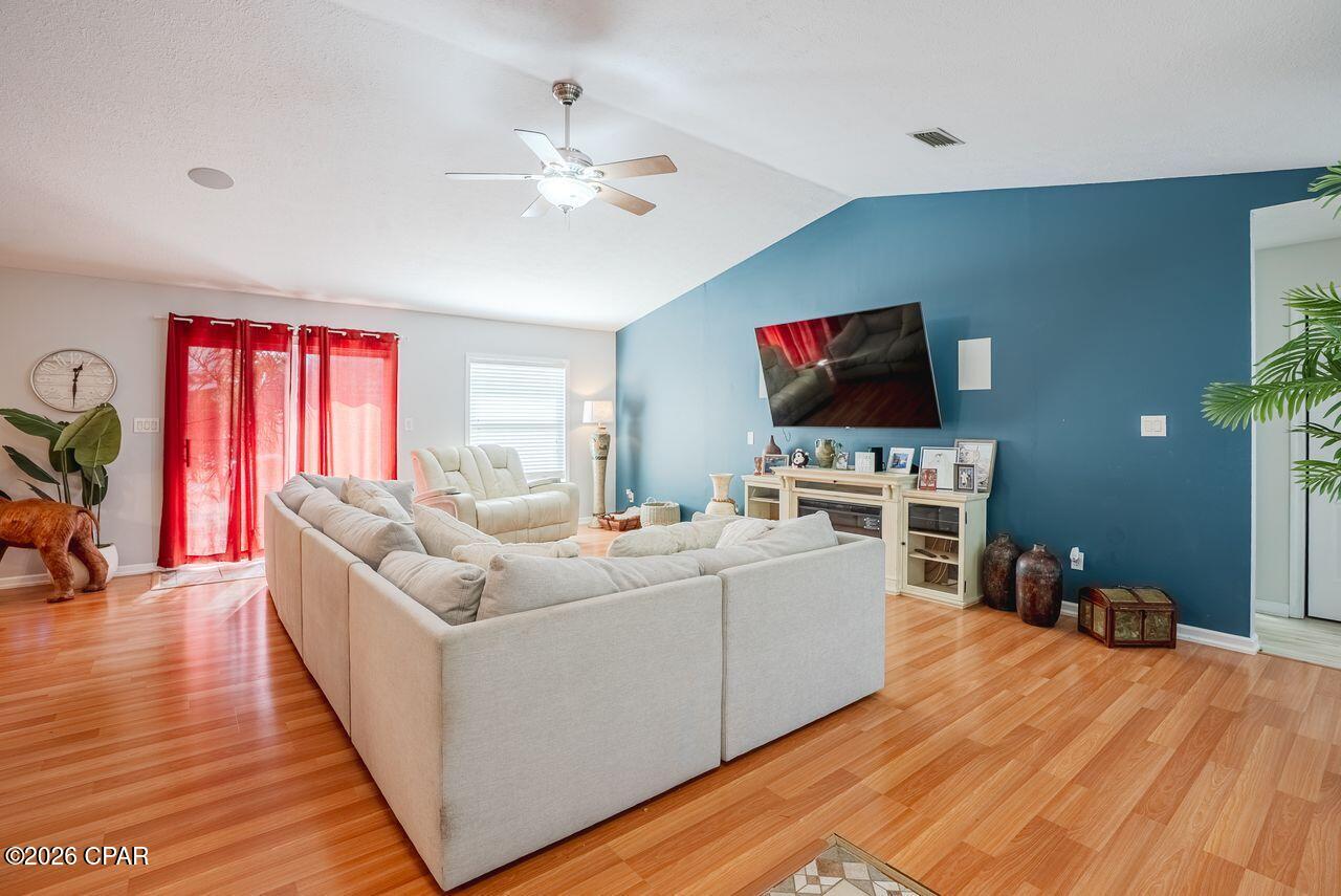 Imperial Oaks U-3 - Residential