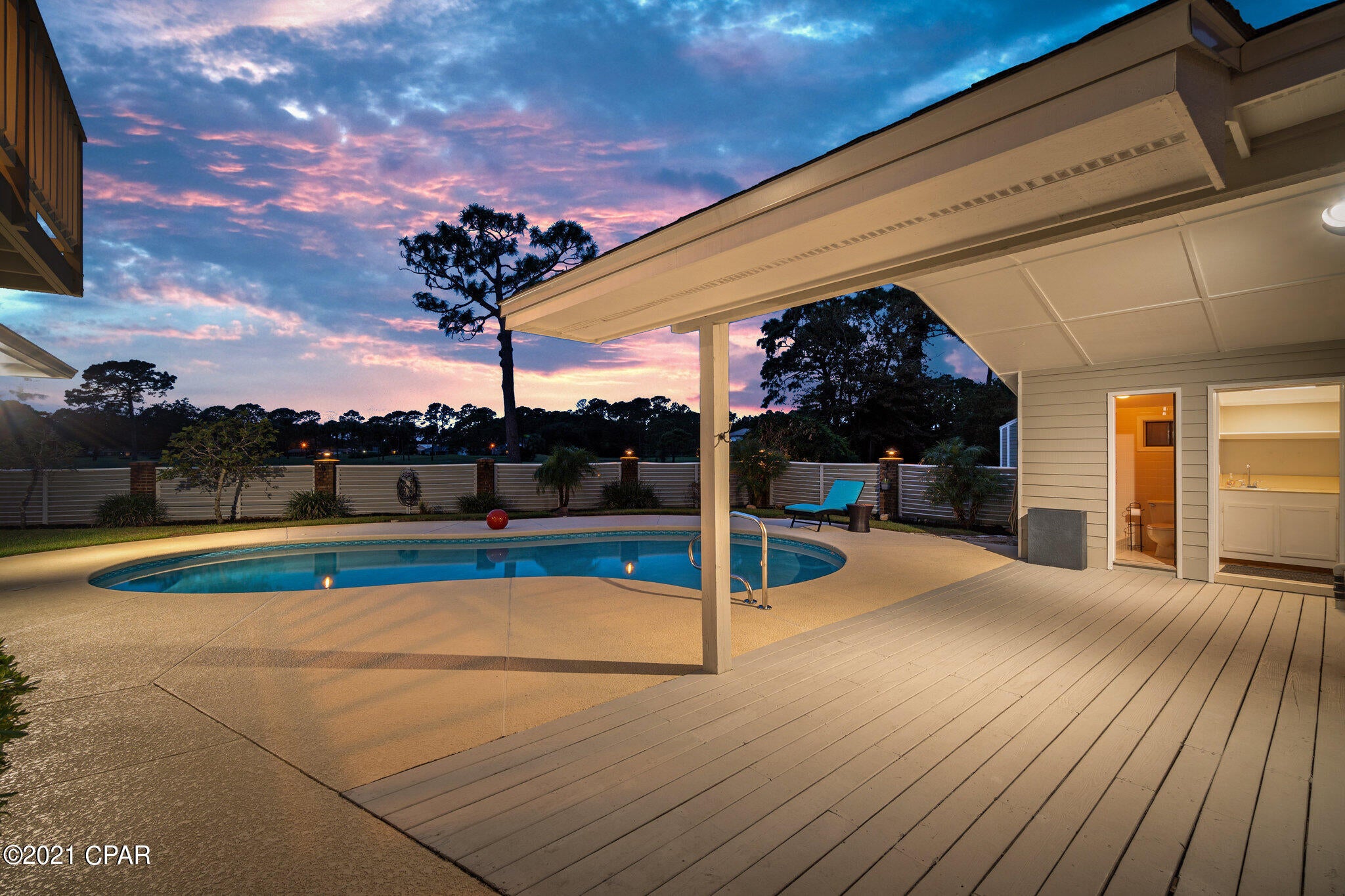 Colony Club - Residential