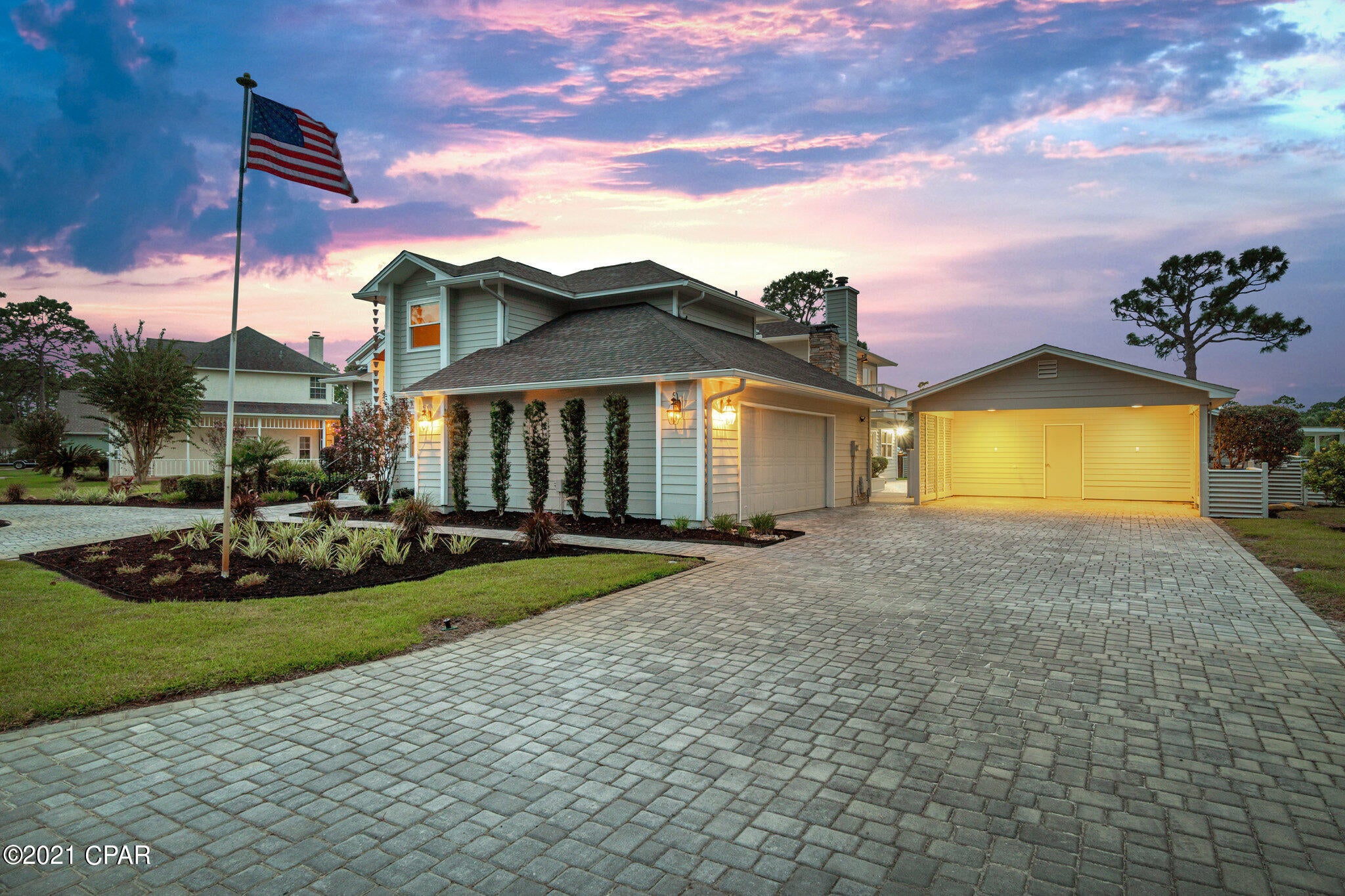 Colony Club - Residential