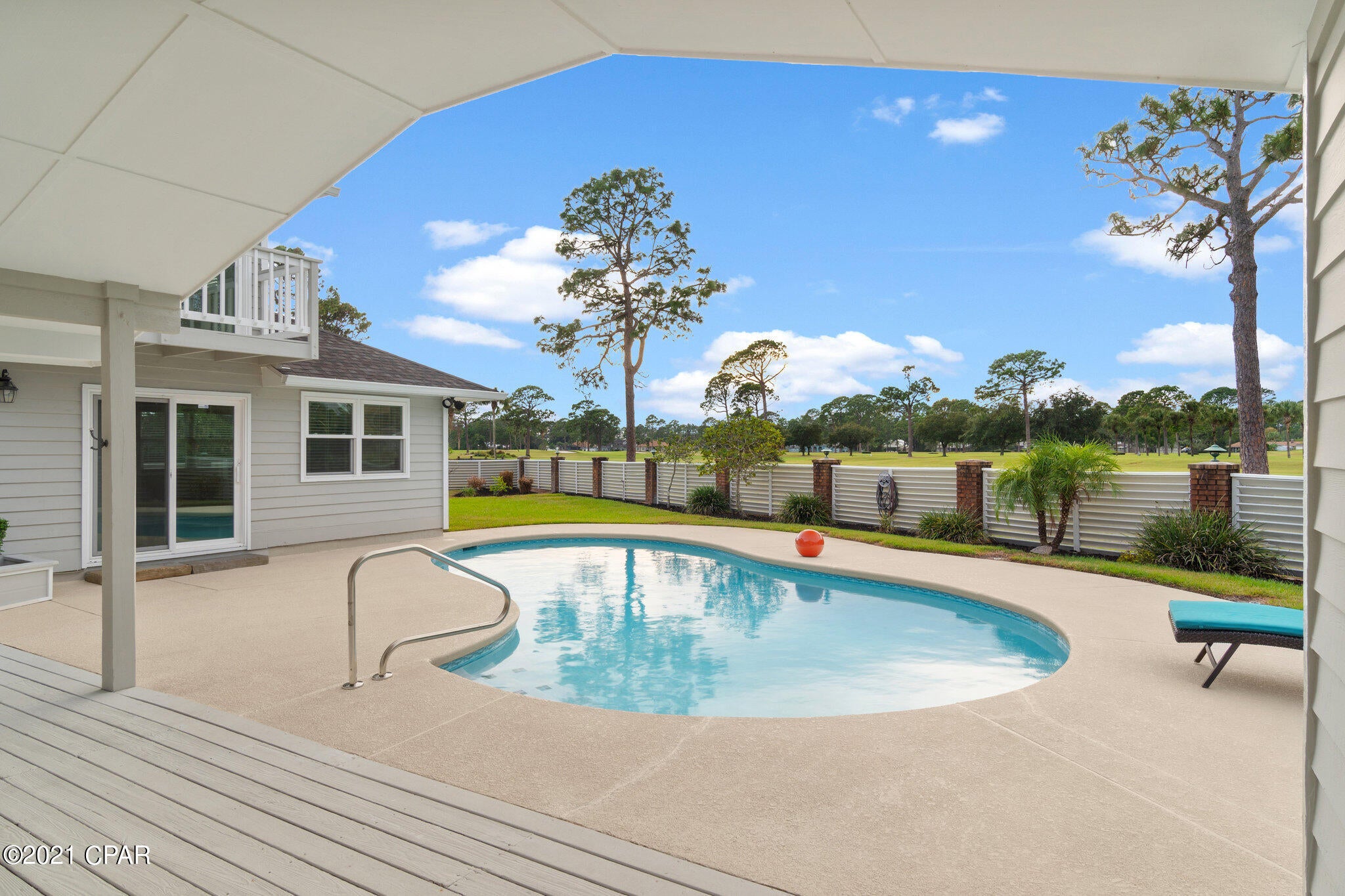 Colony Club - Residential