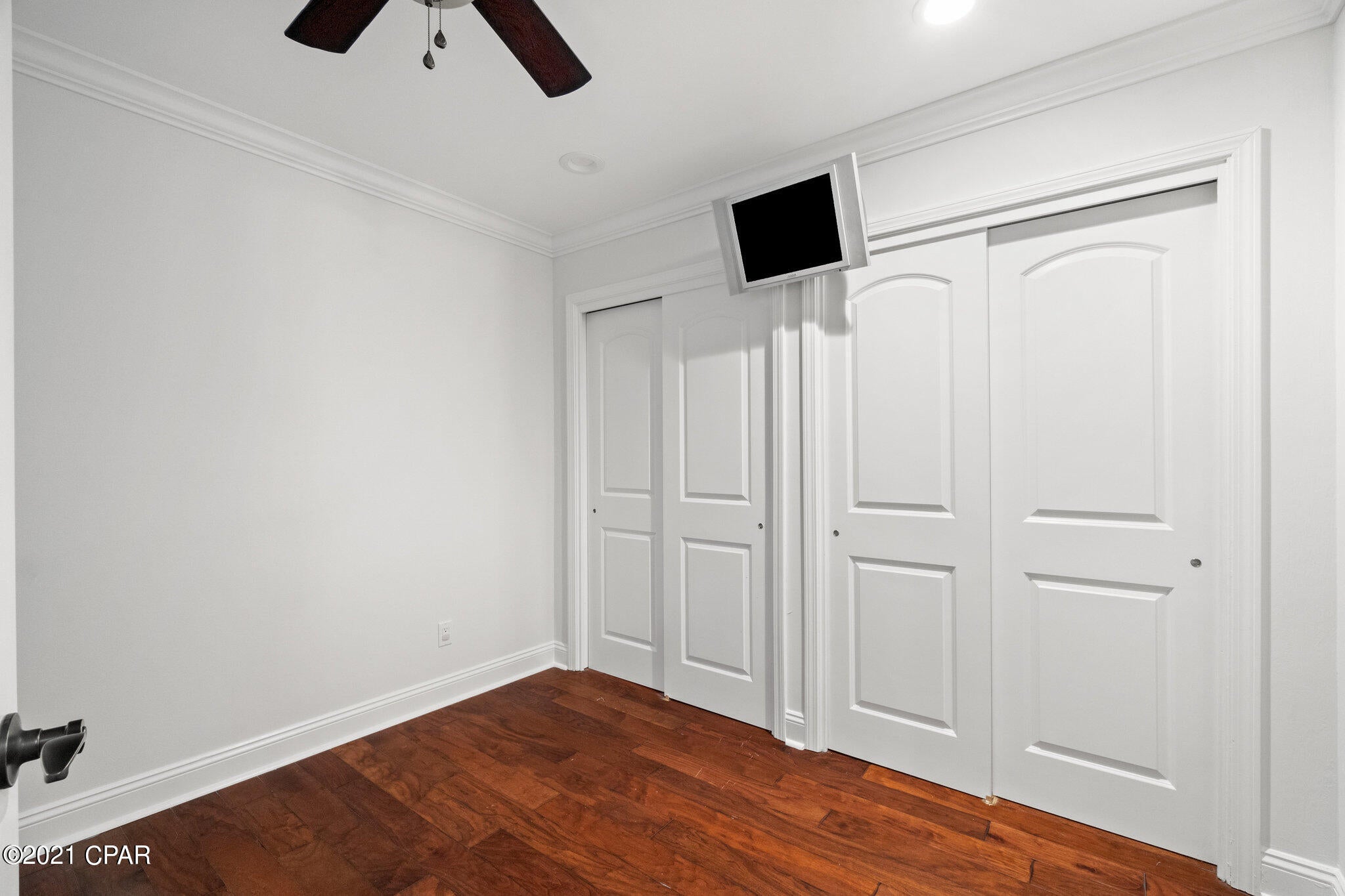Colony Club - Residential