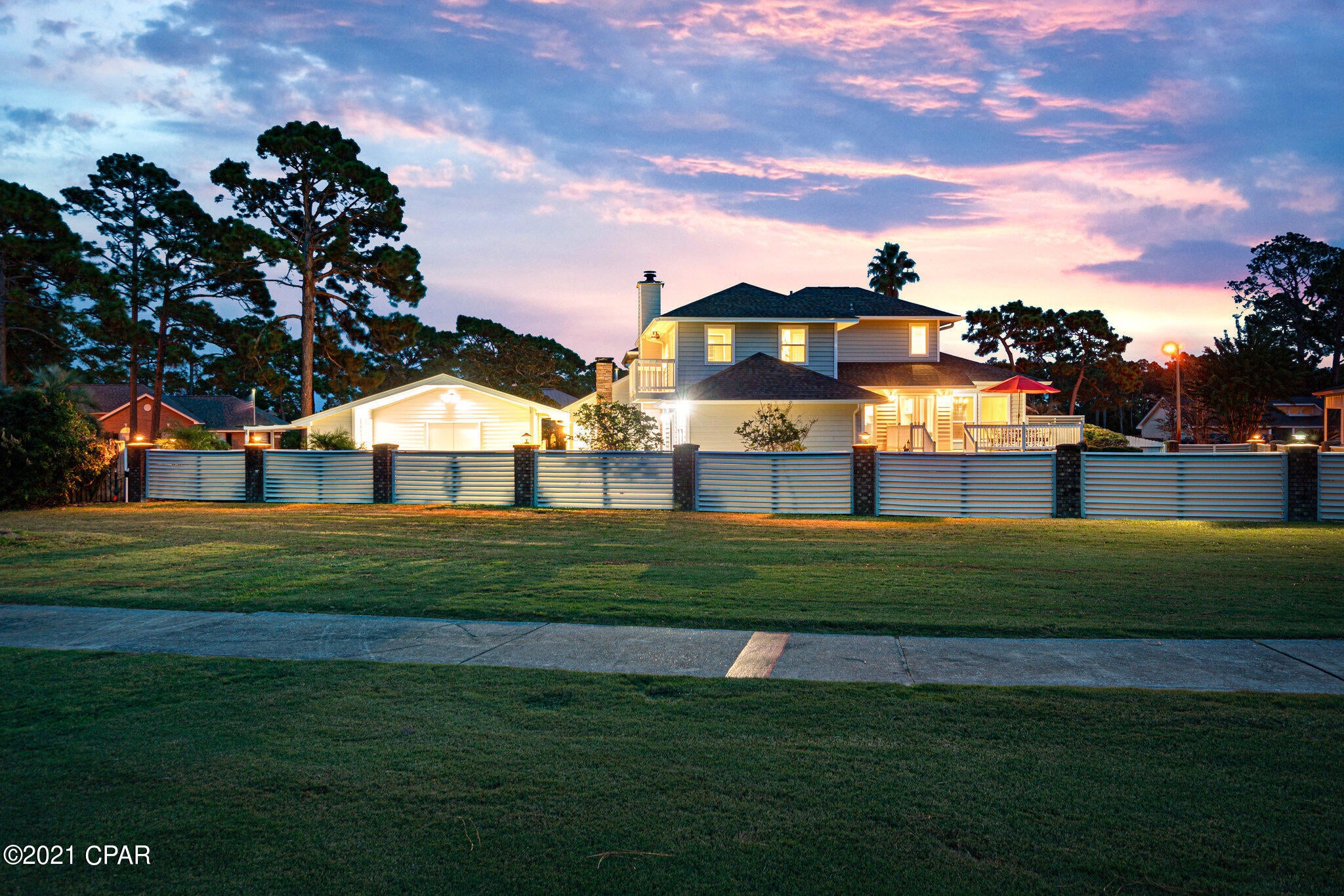 Colony Club - Residential
