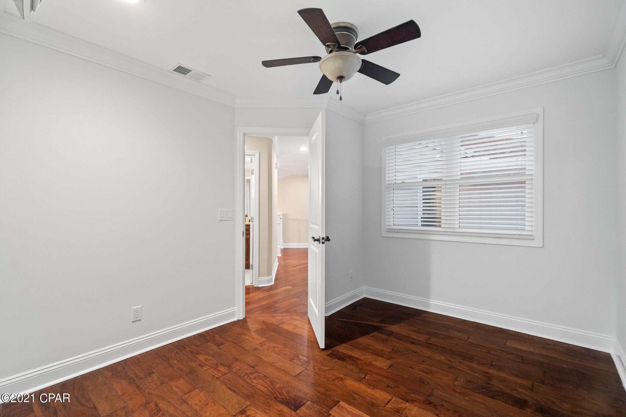 Colony Club - Residential