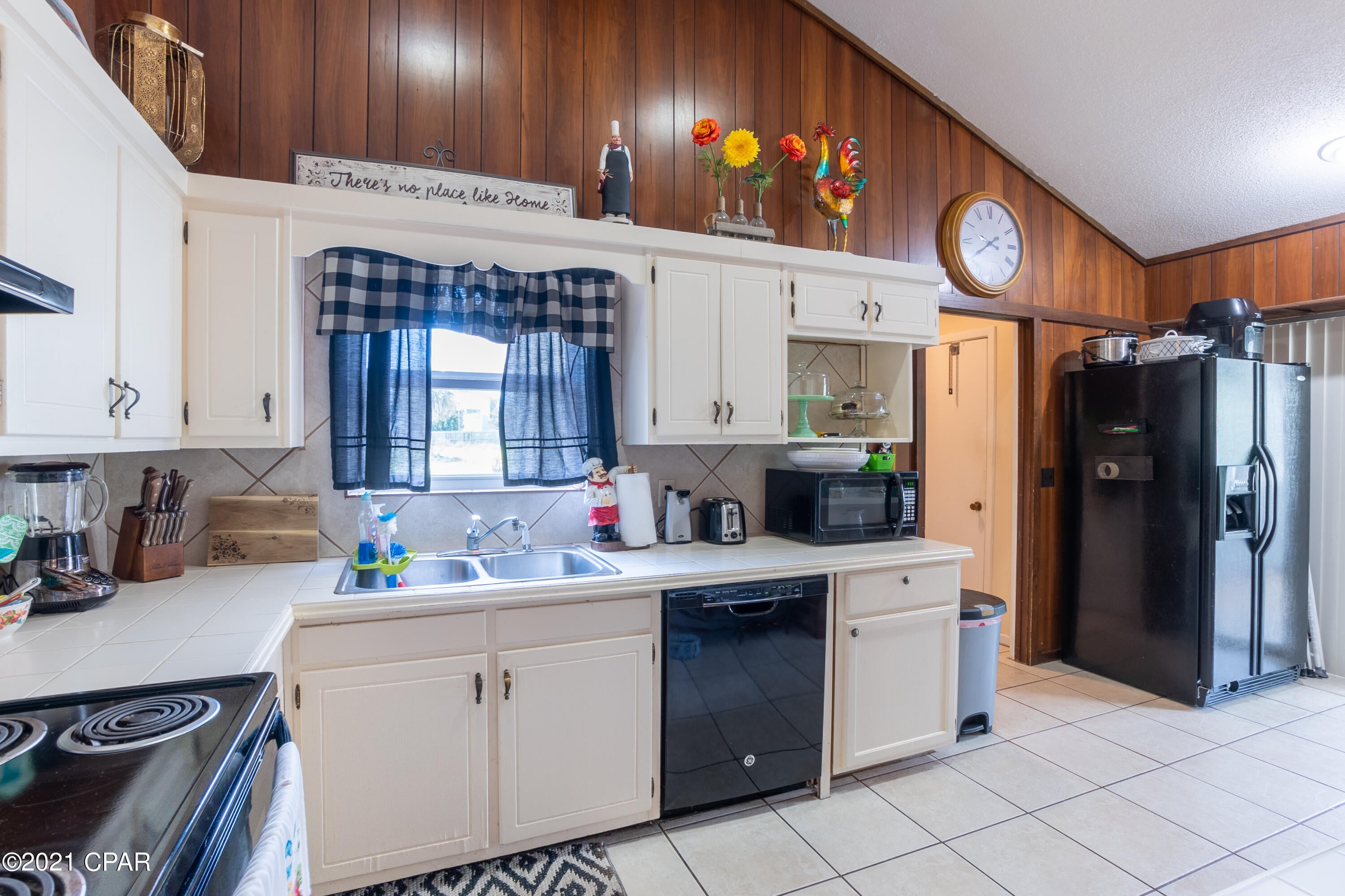 Point Royal Homes Unit 1 - Residential