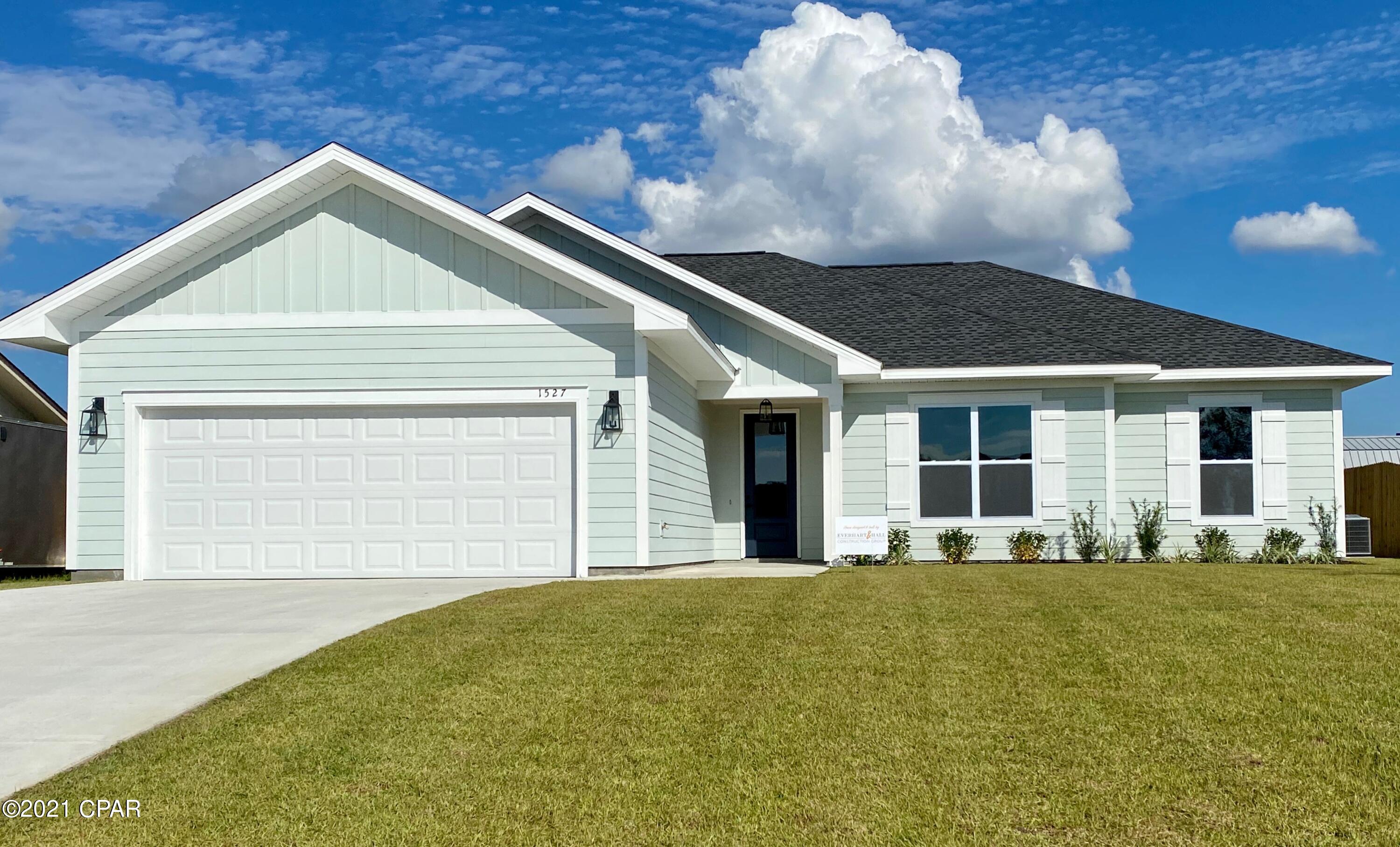 CURRENTLY UNDER CONTRACT, SELLER ACCEPTING BACKUP OFFERS. Brand new high and dry 4bd/2ba, 1848sqft home in the desirable Derby Woods subdivision in Lynn Haven Florida. 9ft and 10ft ceilings throughout with LVP floors throughout as well. Open floor plan with split bedrooms. Large living area kitchen and master bedroom all have crown molding. Kitchen comes complete with custom cabinets, stainless appliances and quartz counter tops. Both bathrooms have double vanities. Master bath has large shower and separate tub with large walk-in closet. Tray ceilings in Master and Living room. Derby Woods has a very low association fee and is conveniently located close schools, shopping, and a short drive to the famous beaches of Panama City Beach.



Owner is a licensed Florida real estate agent