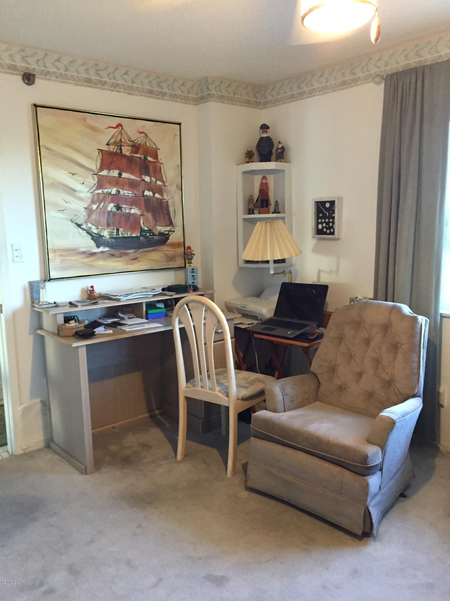 The Commodore - Residential