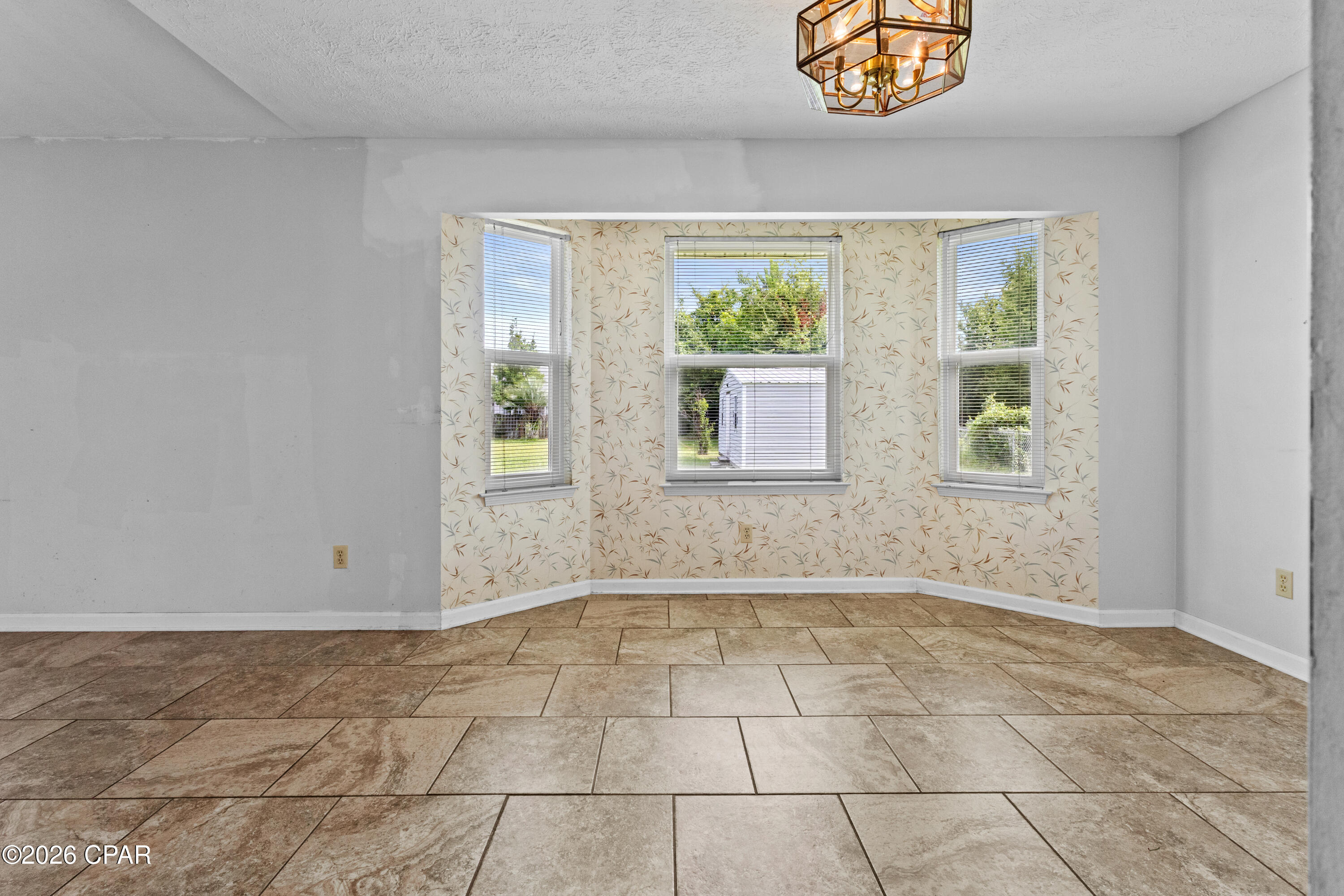 Country Club Gardens - Residential
