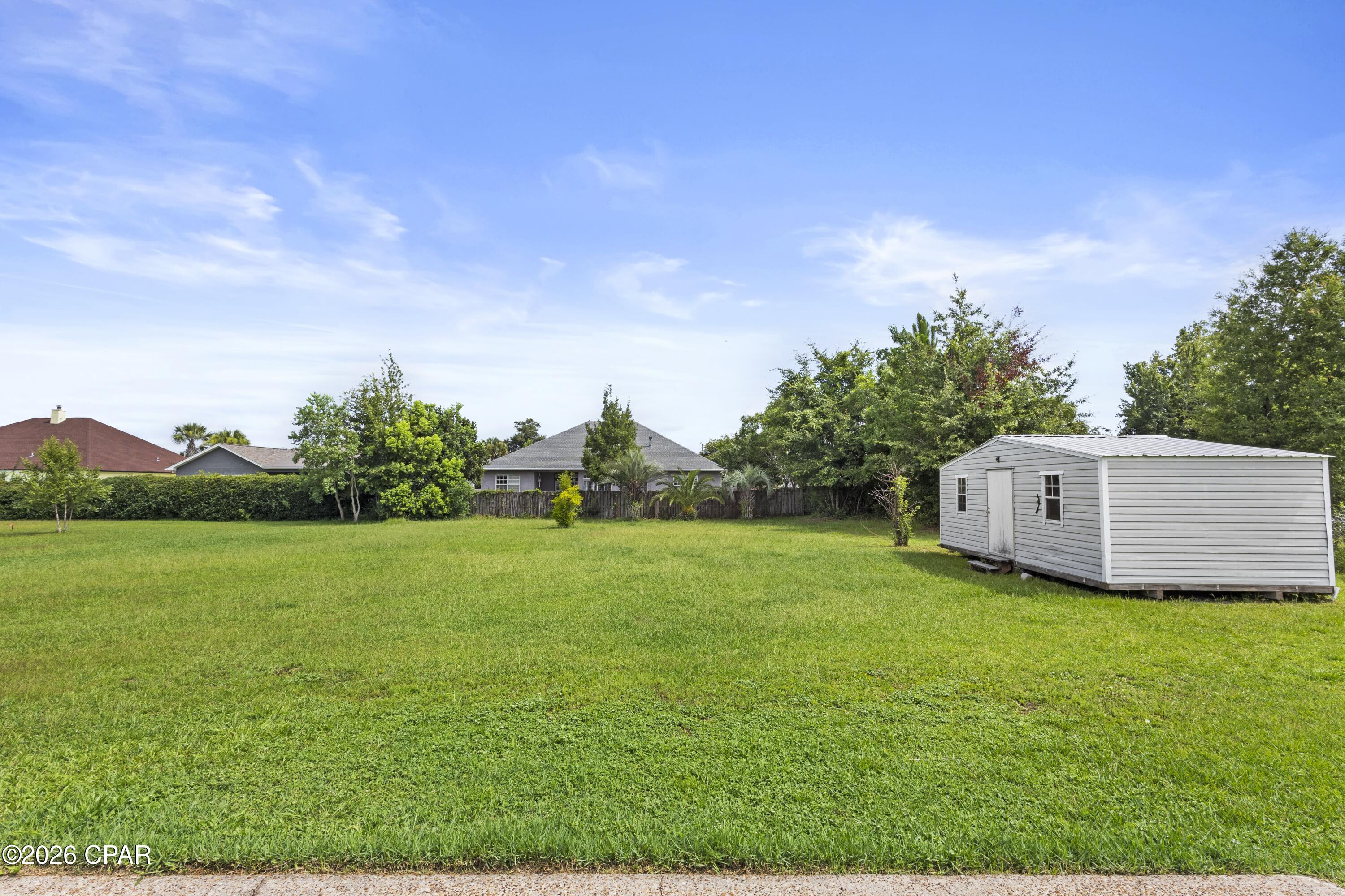 Country Club Gardens - Residential