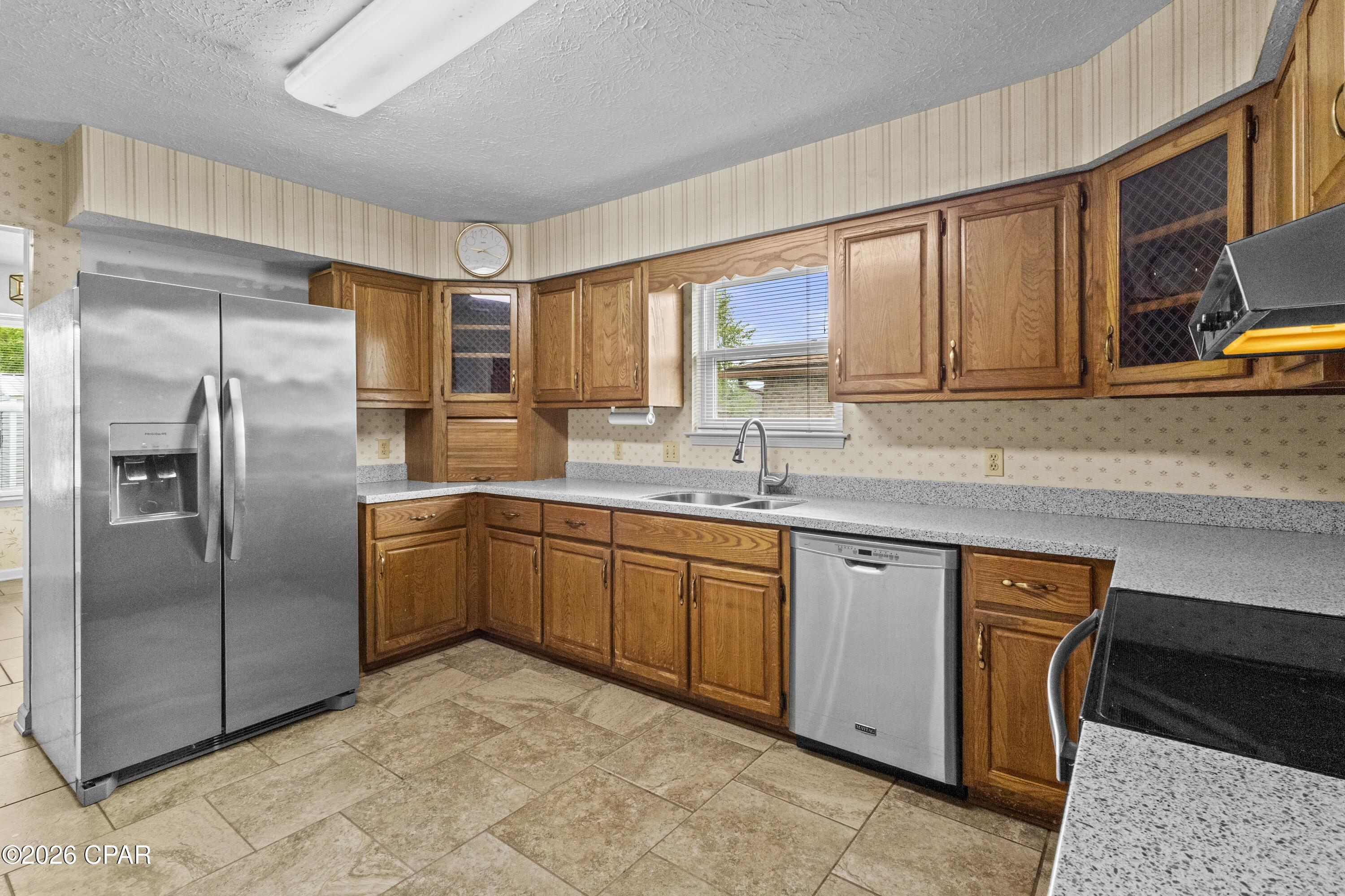Country Club Gardens - Residential