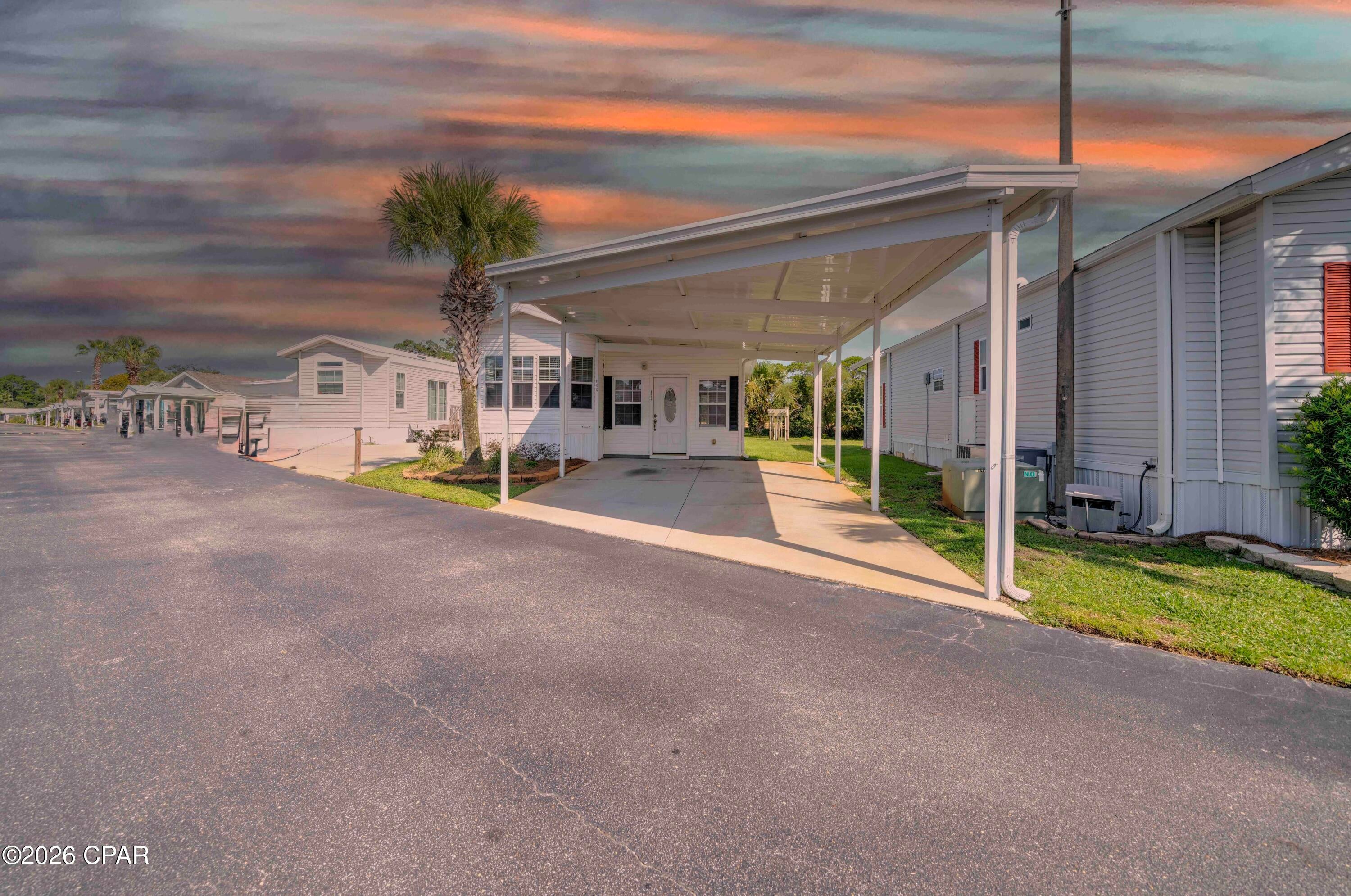 Emerald Pointe Resort - Residential