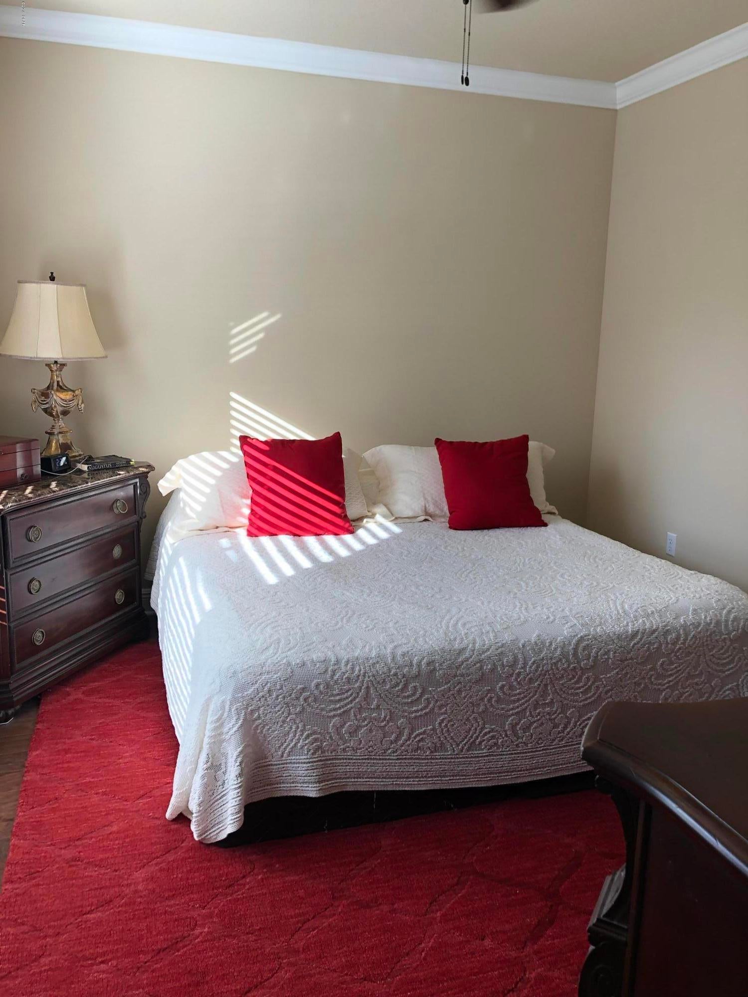 Magnolia Bay Club - Residential