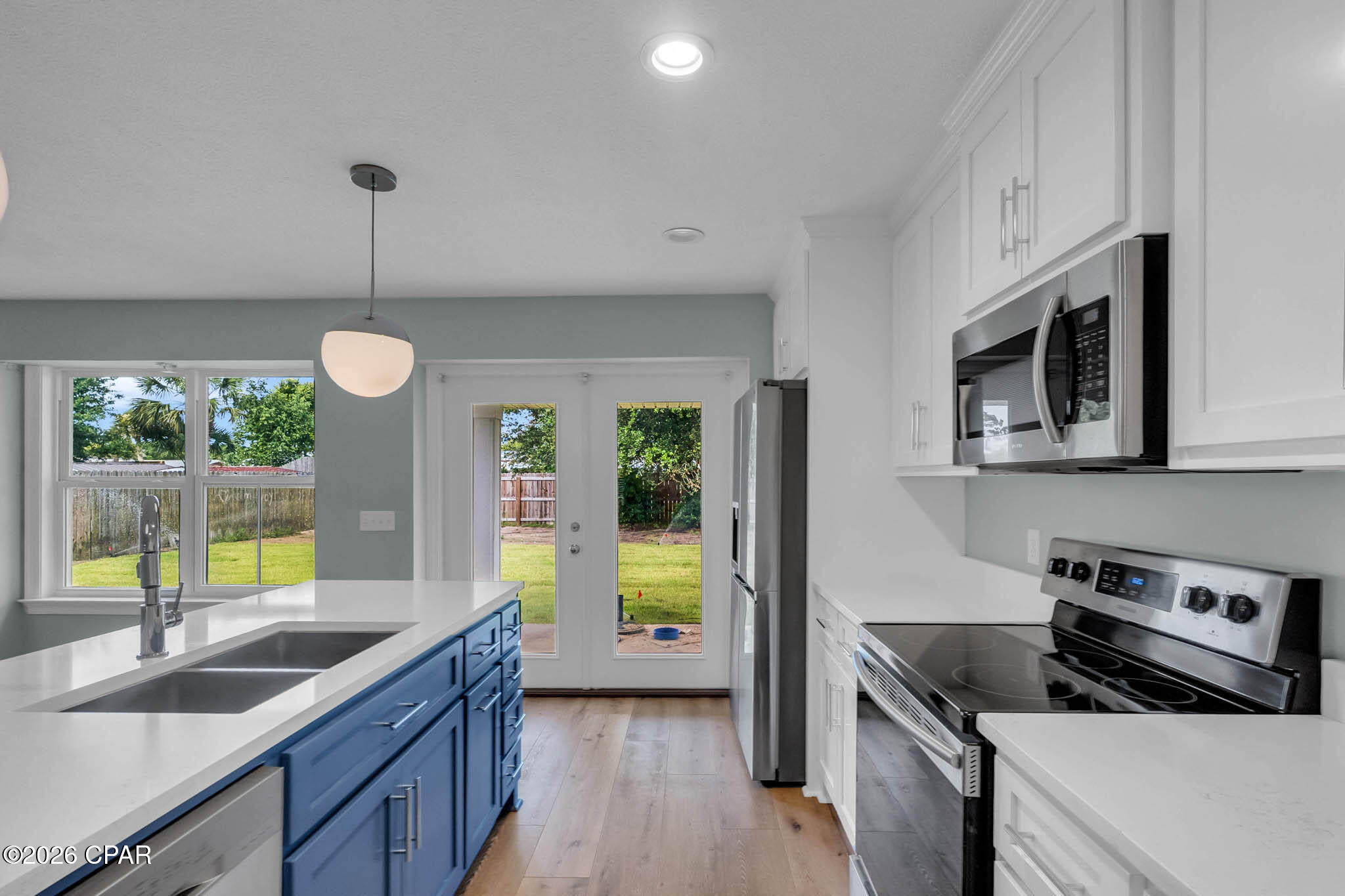 St And Bay Dev Co - Residential