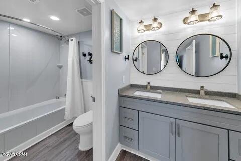 Shores Of Panama Phase II - Residential